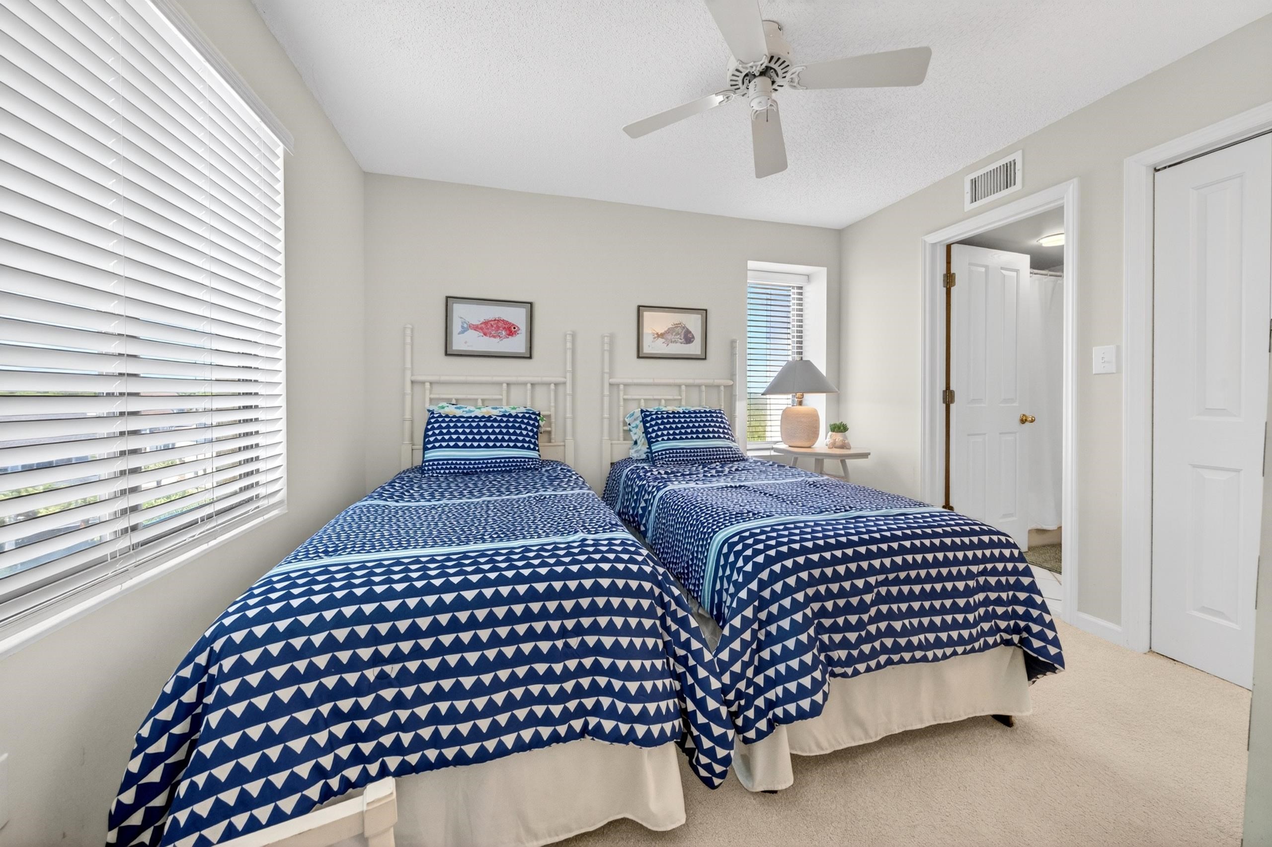 709 Retreat Beach Circle Unit: D-4A