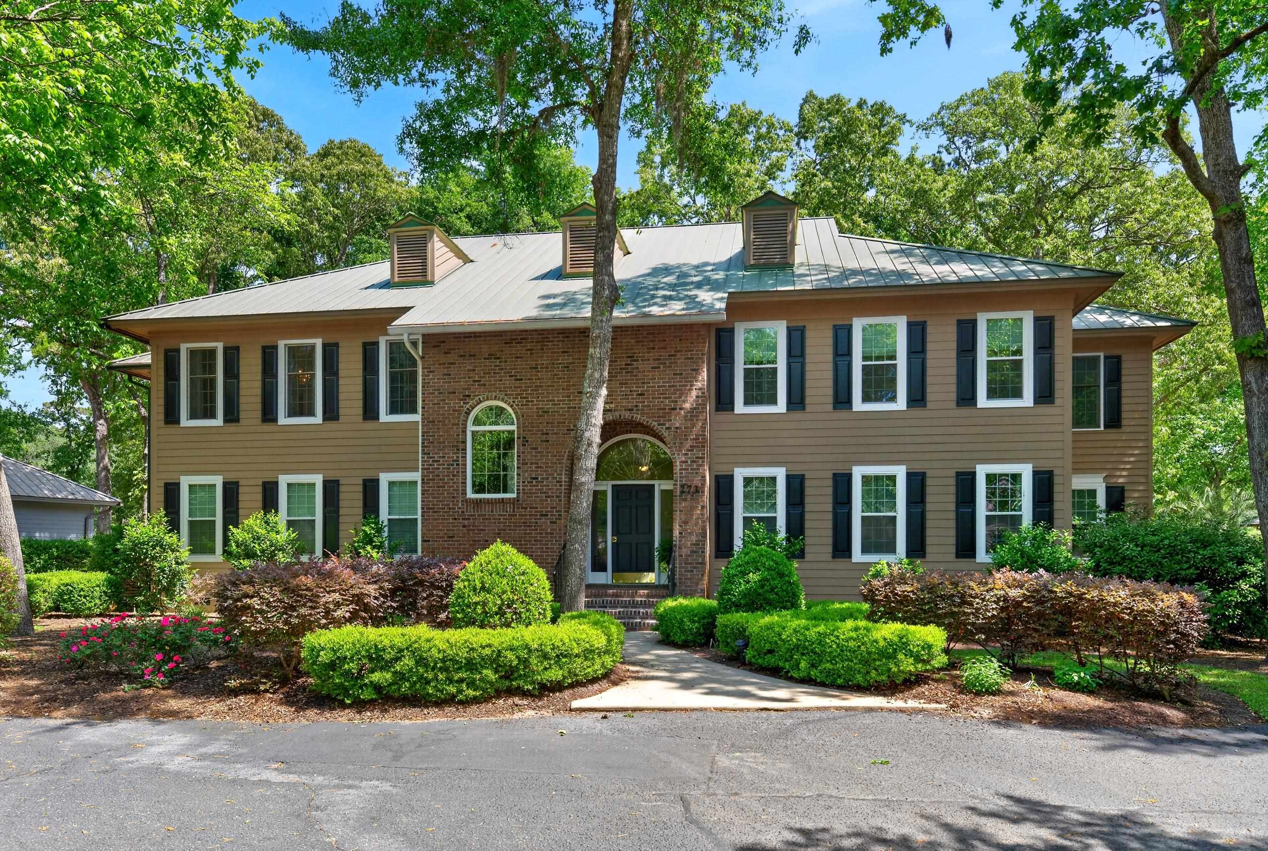 273-3 Golden Bear Dr. Unit: 3