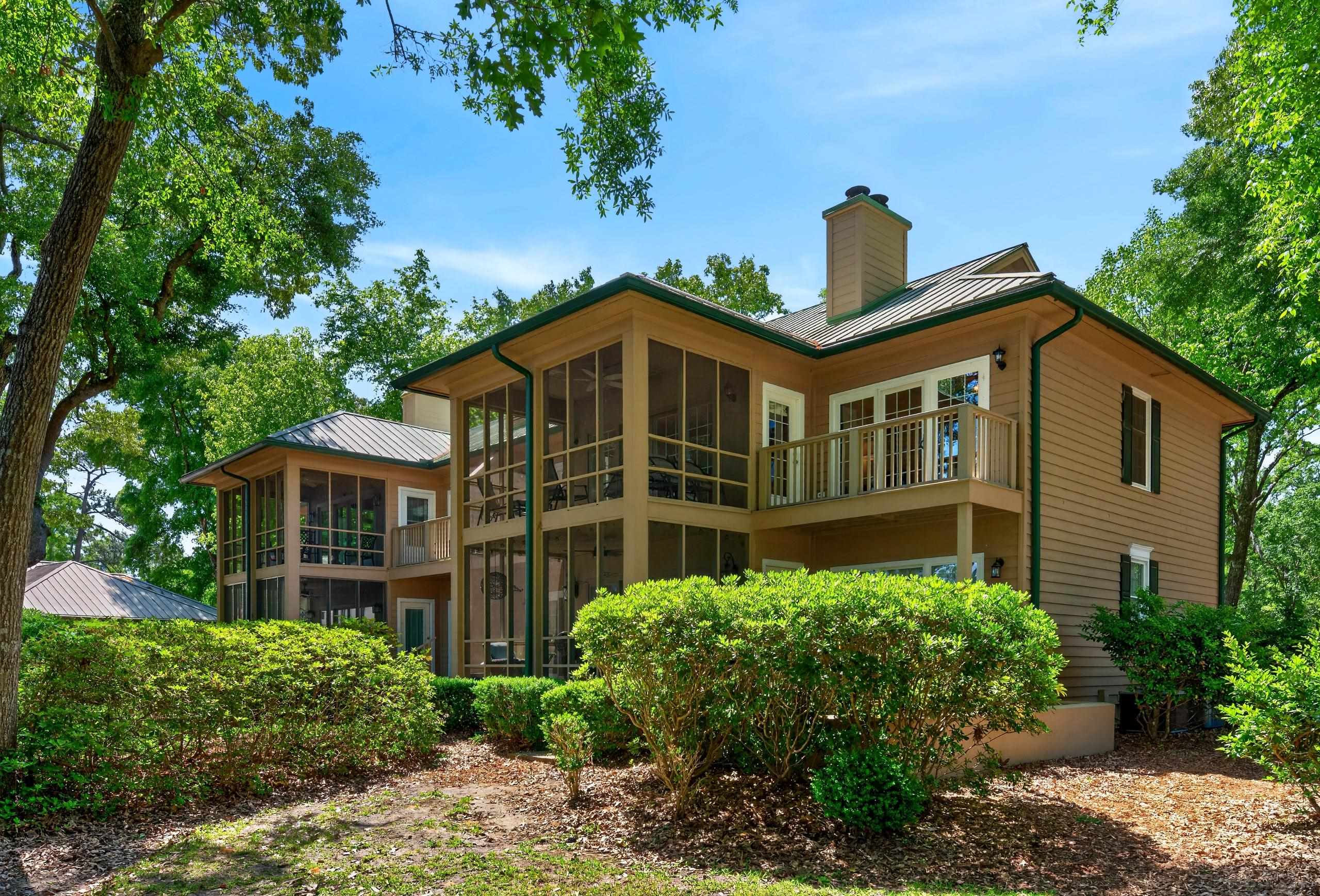 273-3 Golden Bear Dr. Unit: 3