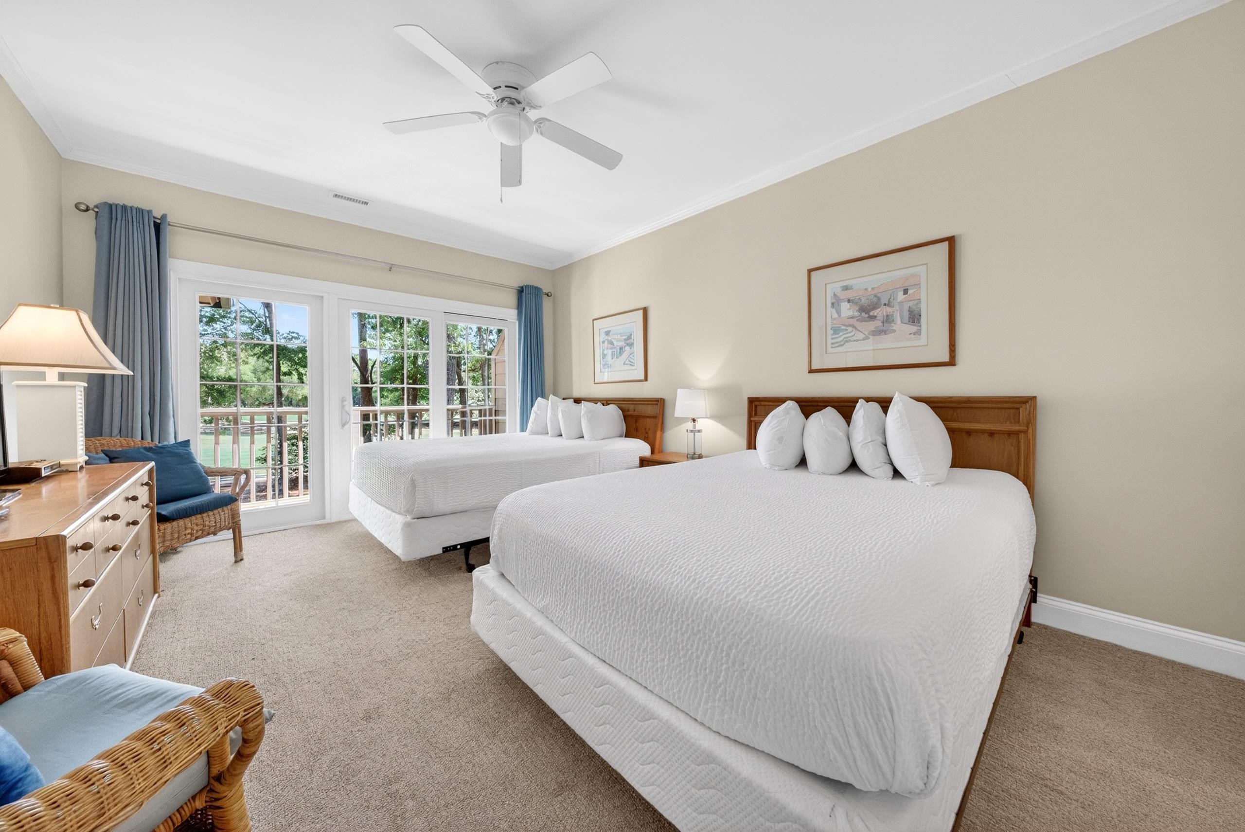 273-3 Golden Bear Dr. Unit: 3