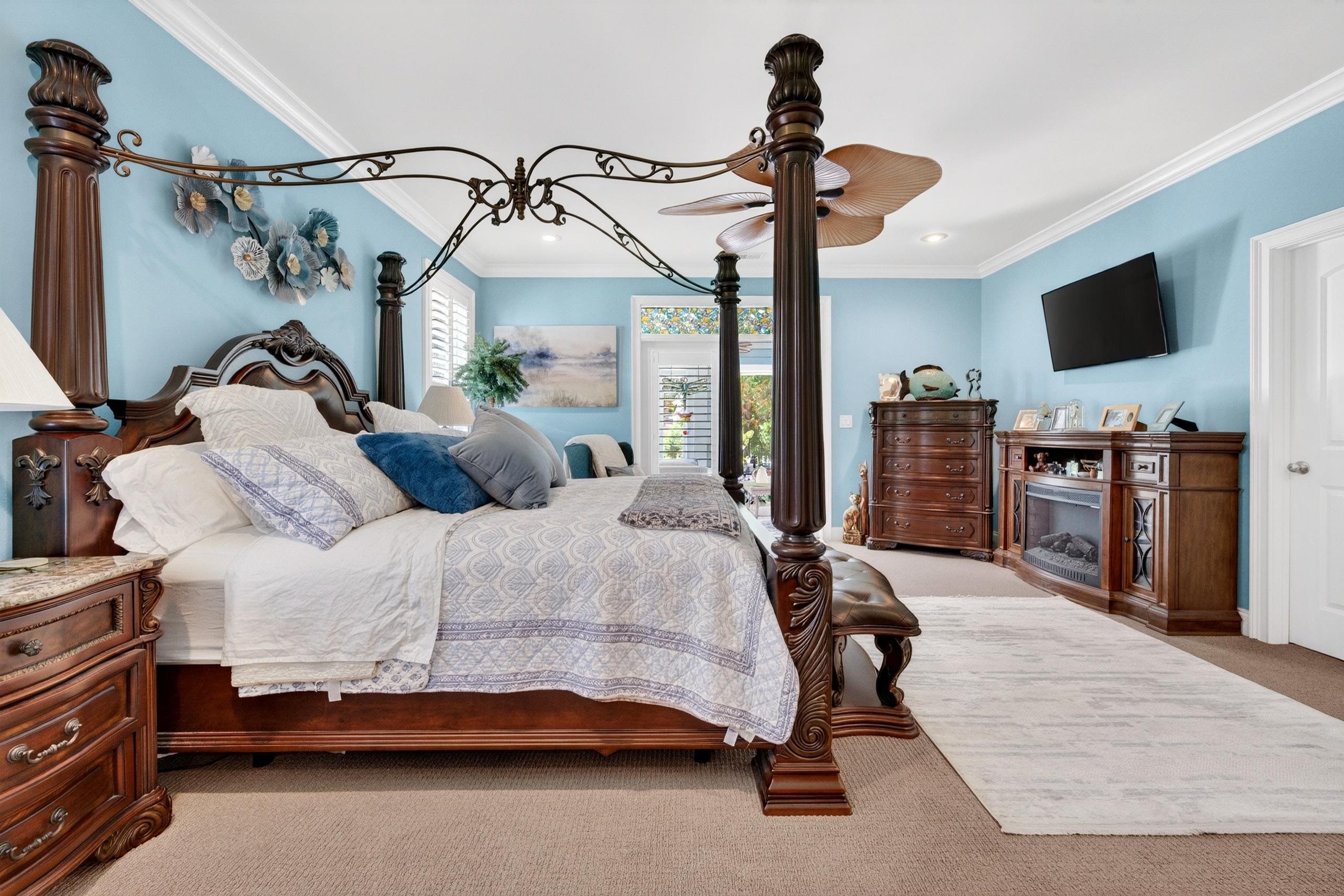 324 Graytwig Circle