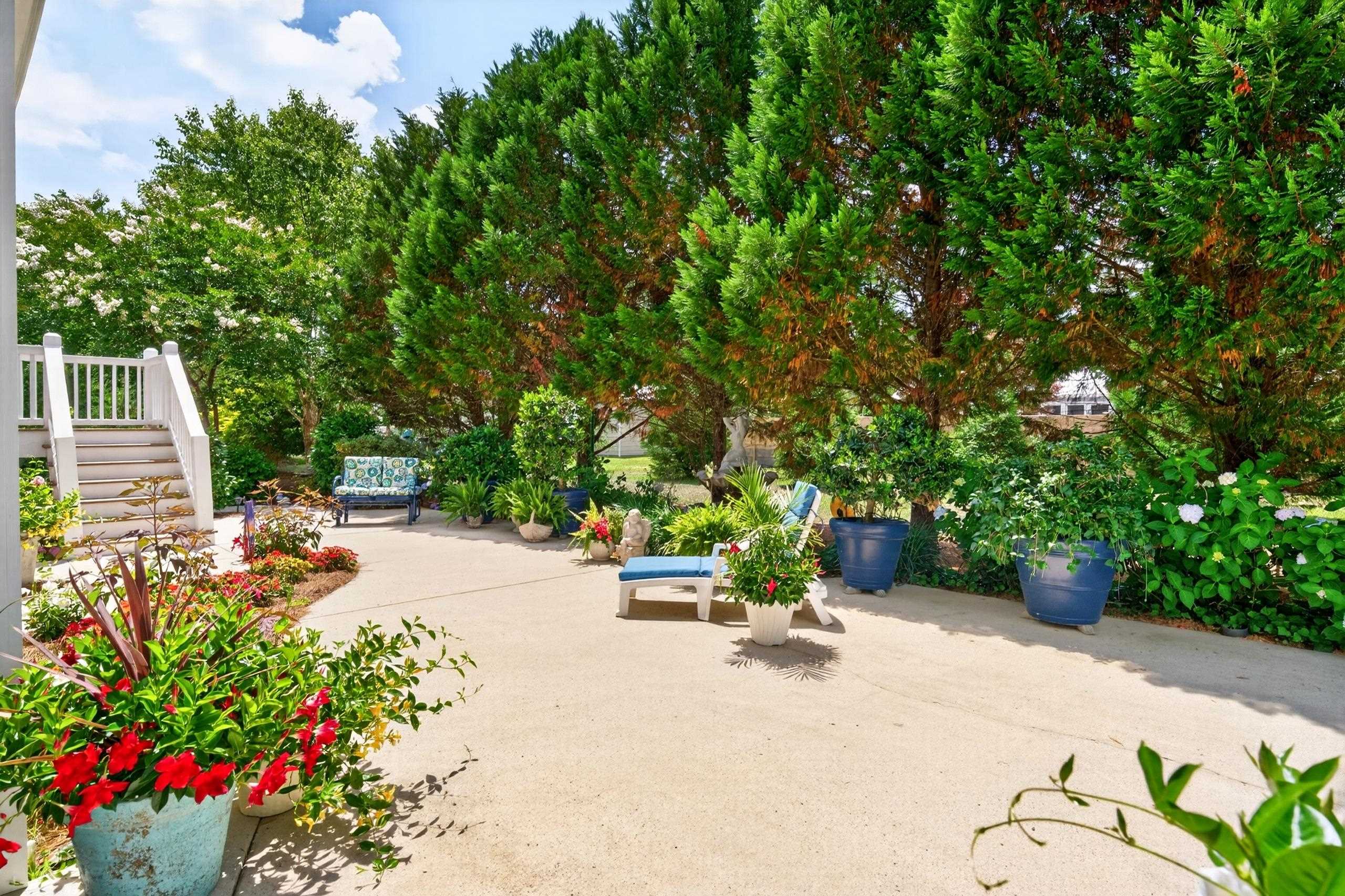 324 Graytwig Circle