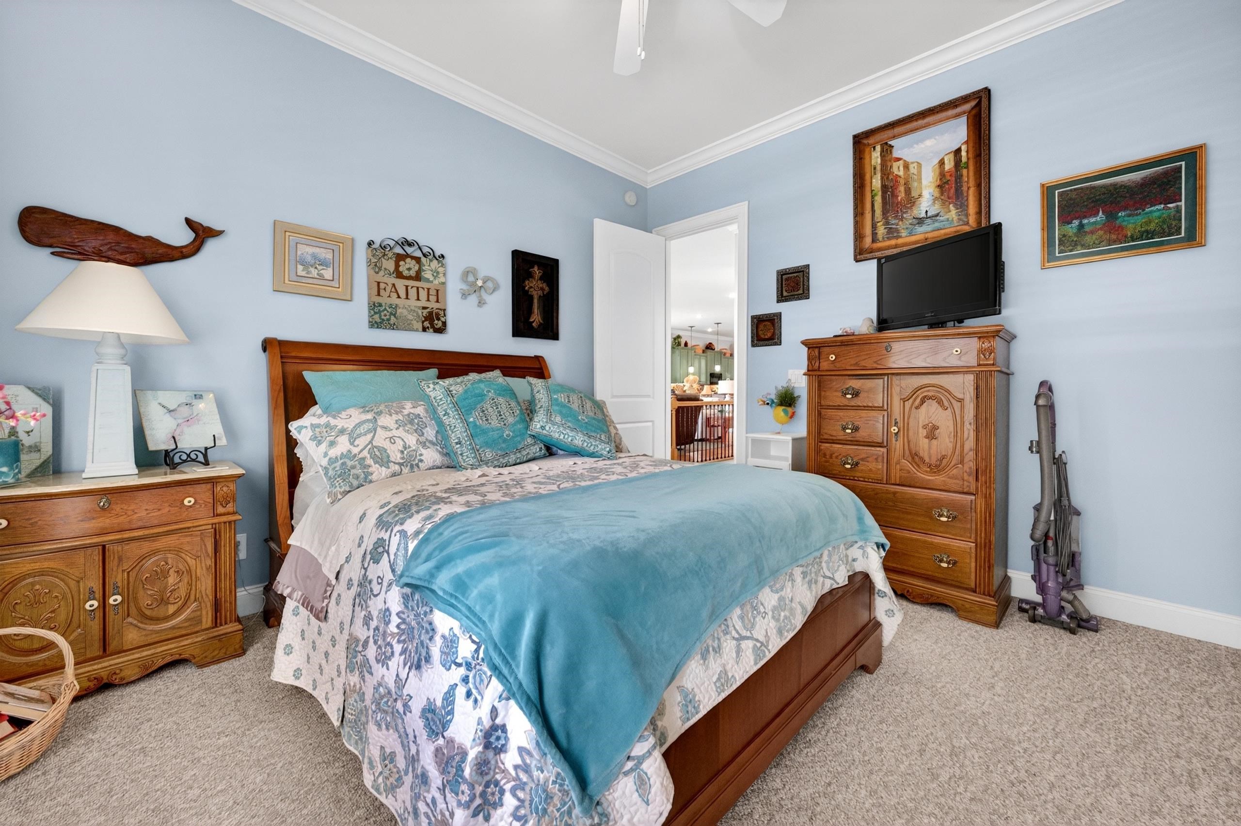 324 Graytwig Circle