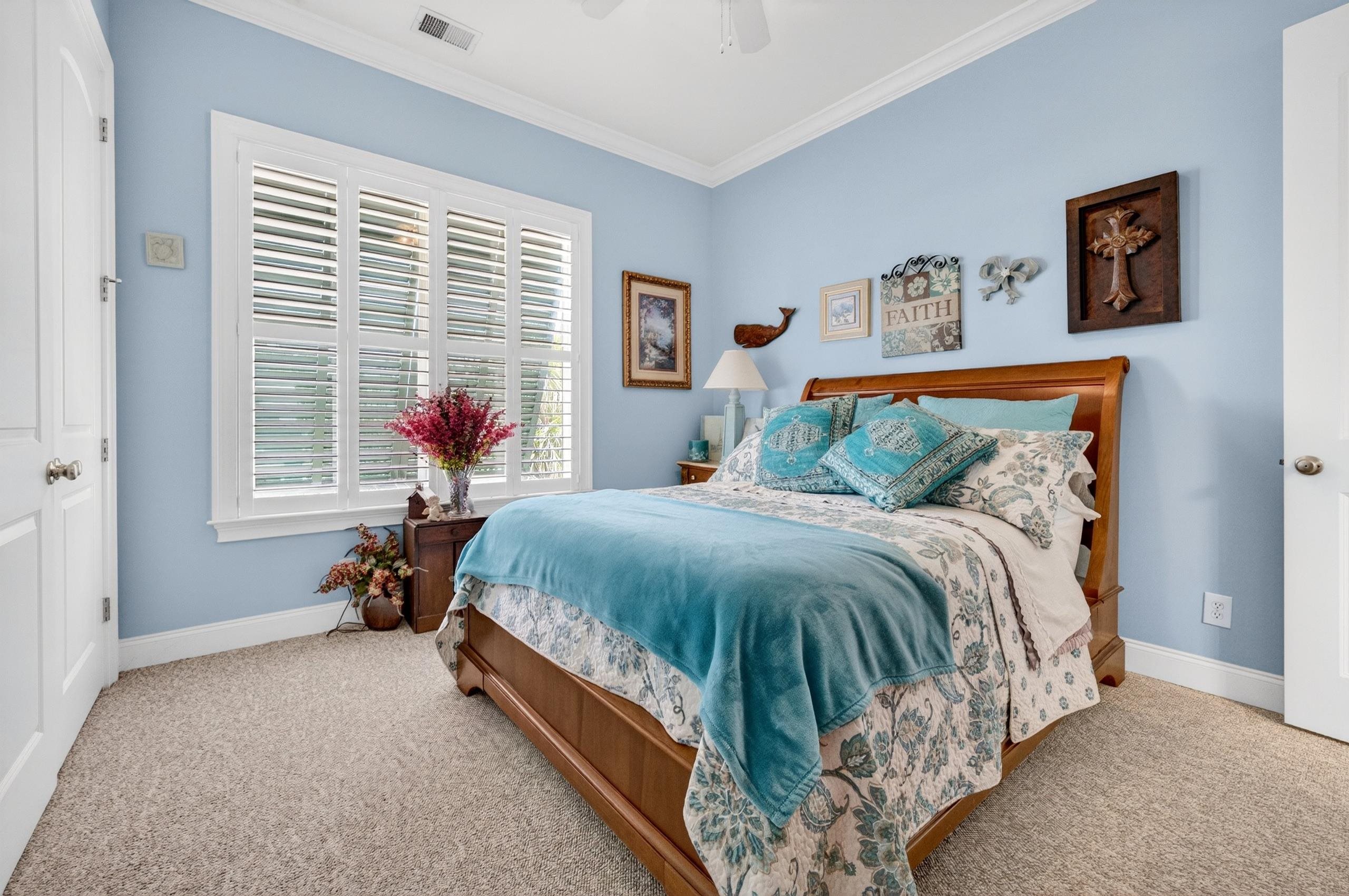 324 Graytwig Circle