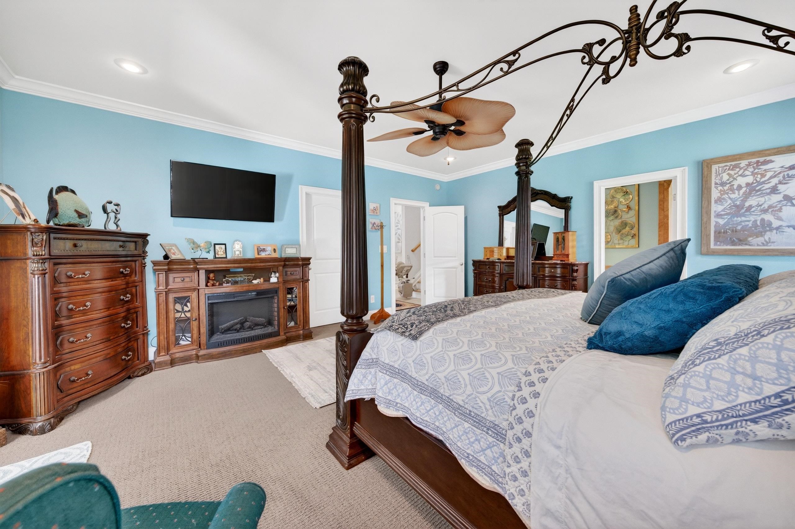 324 Graytwig Circle