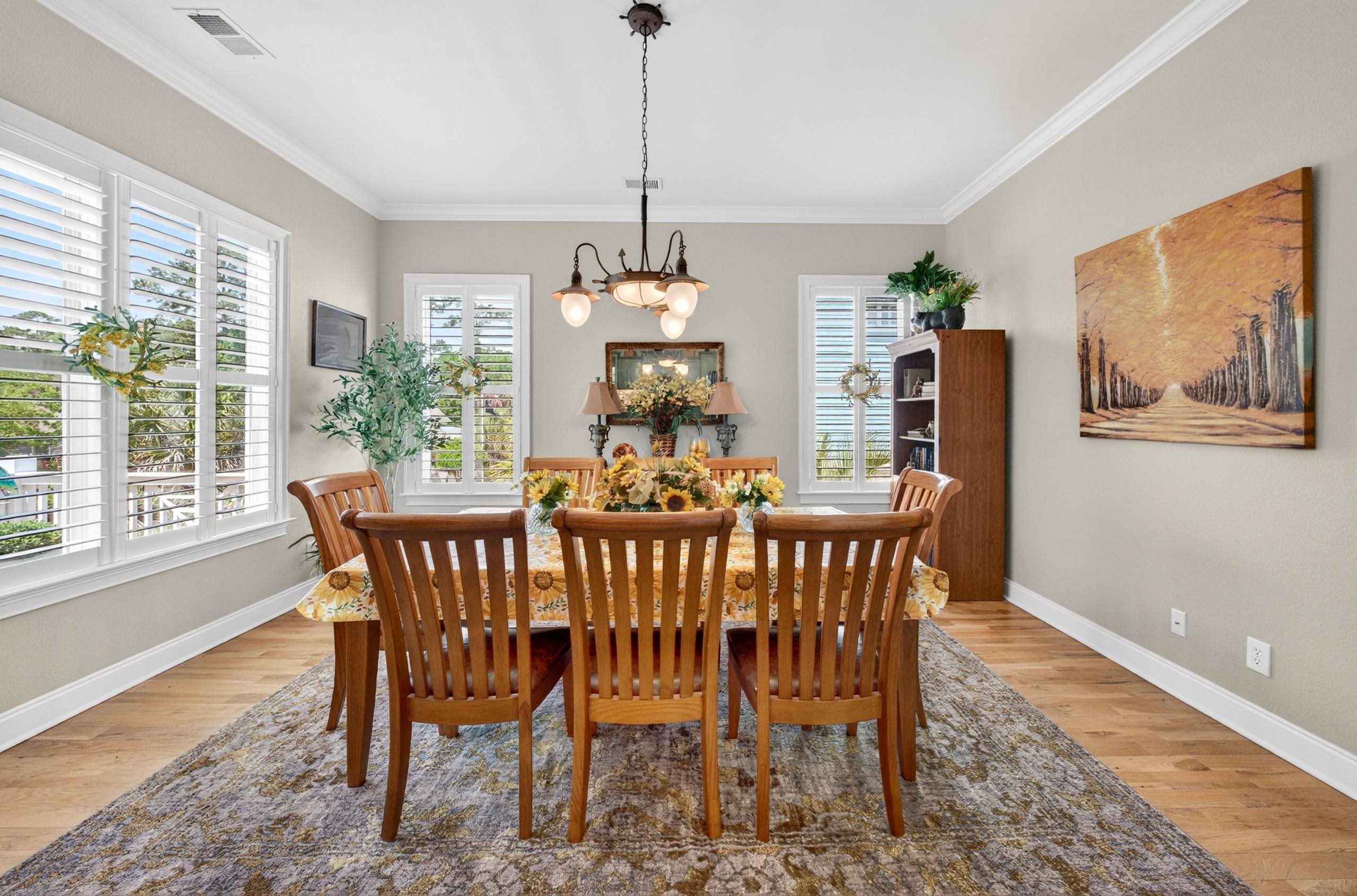 324 Graytwig Circle