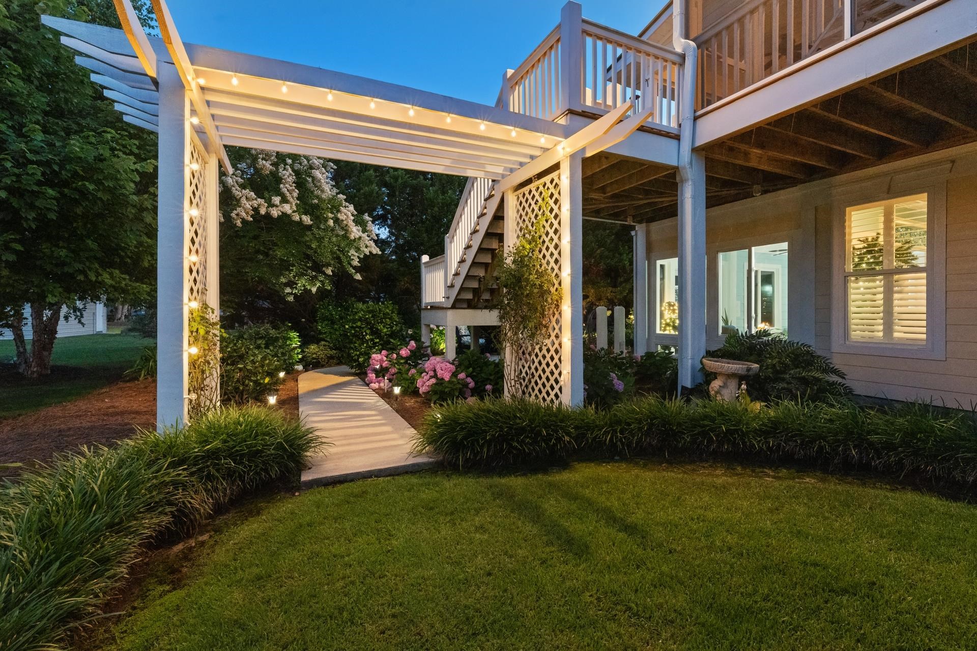 324 Graytwig Circle
