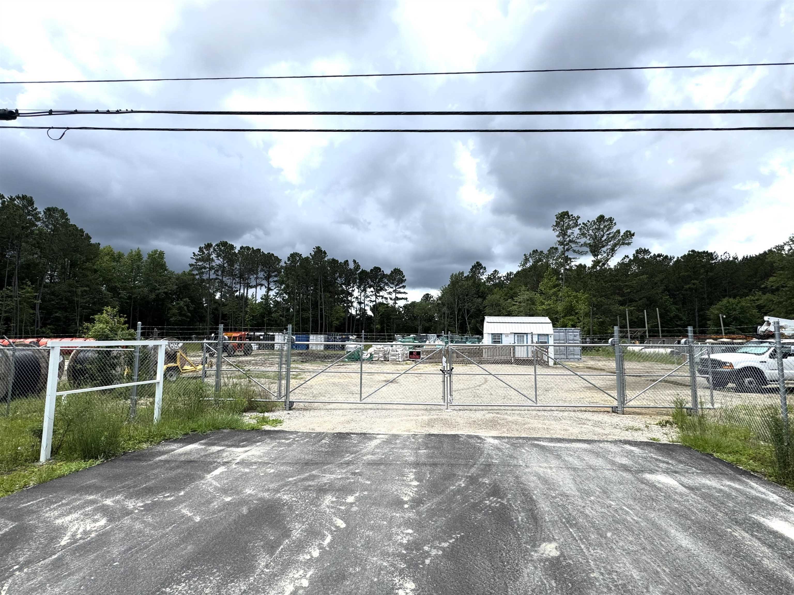 221 Georgetown Hwy.