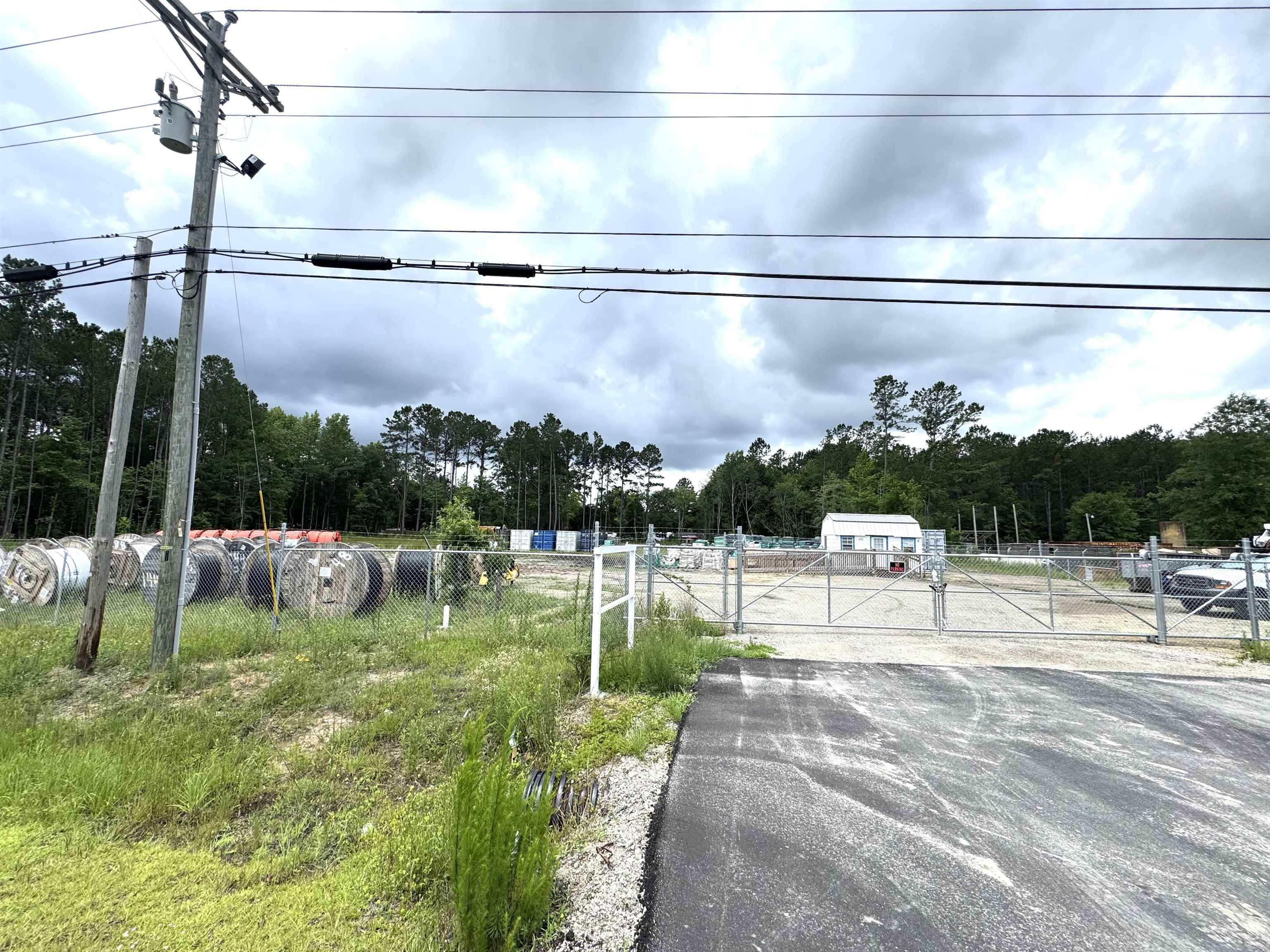 221 Georgetown Hwy.