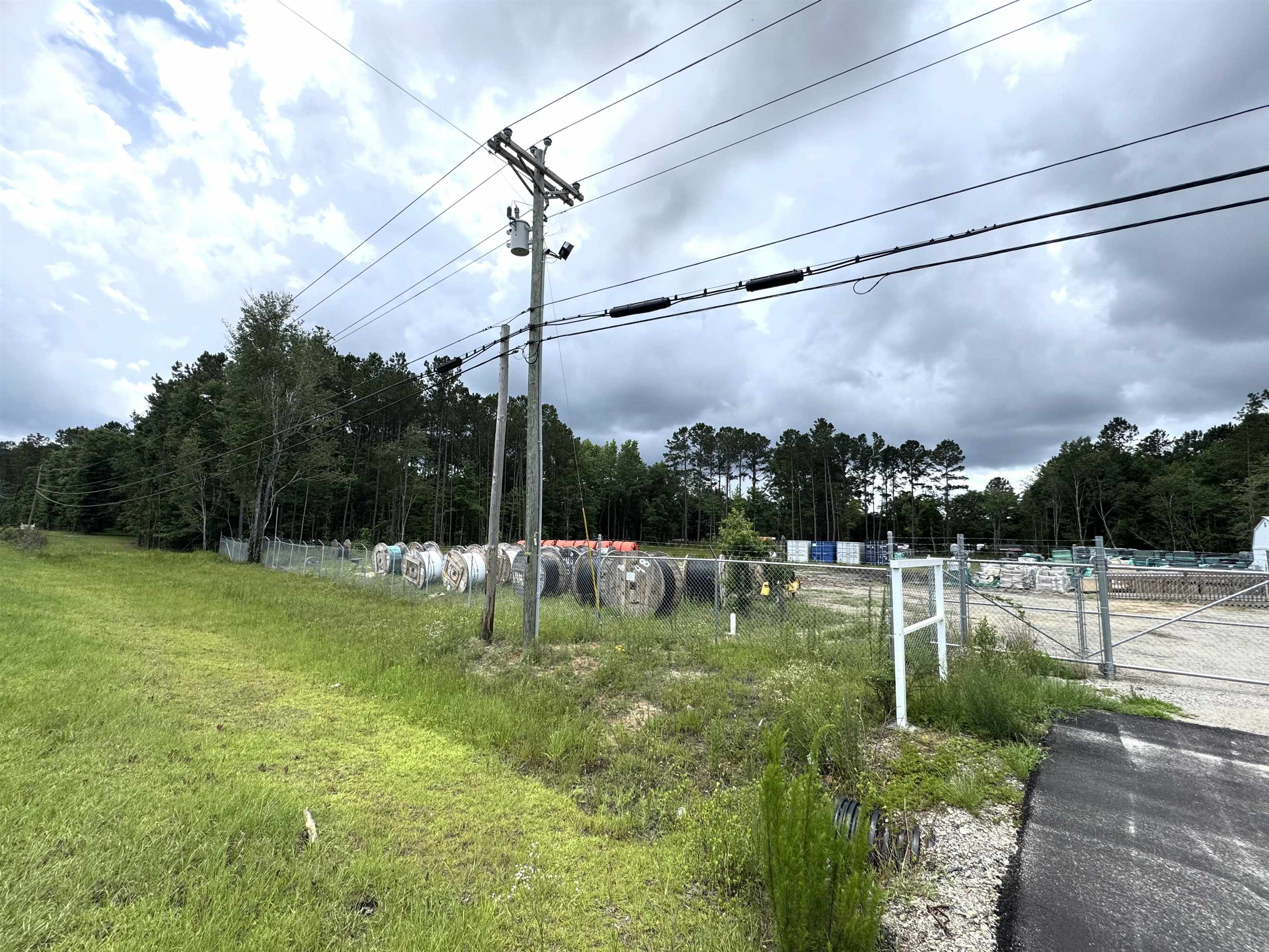 221 Georgetown Hwy.