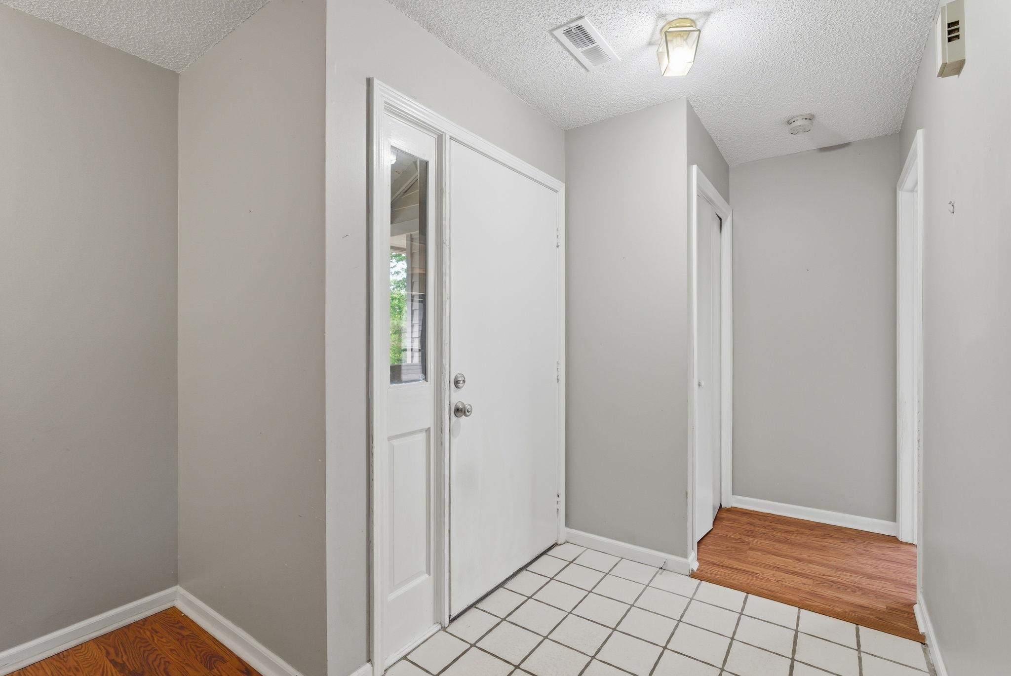1005 Indian Wells Ct. Unit: 1005