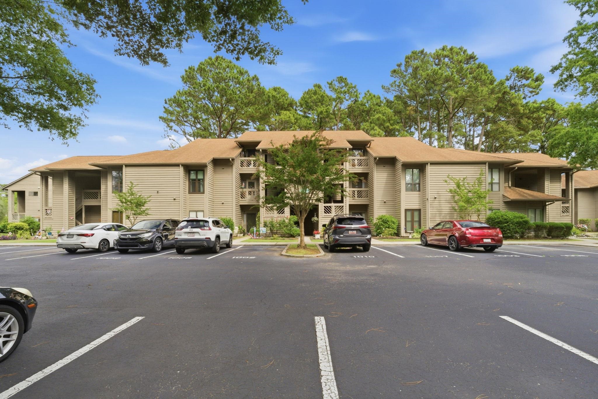 1005 Indian Wells Ct. Unit: 1005