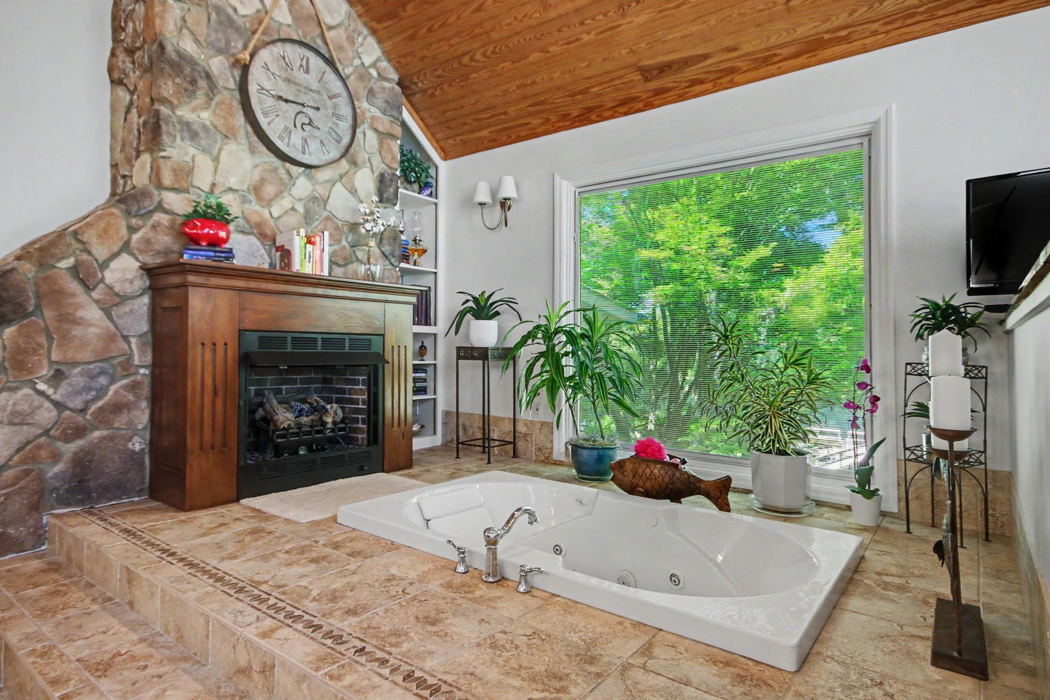 203 Cree Trail