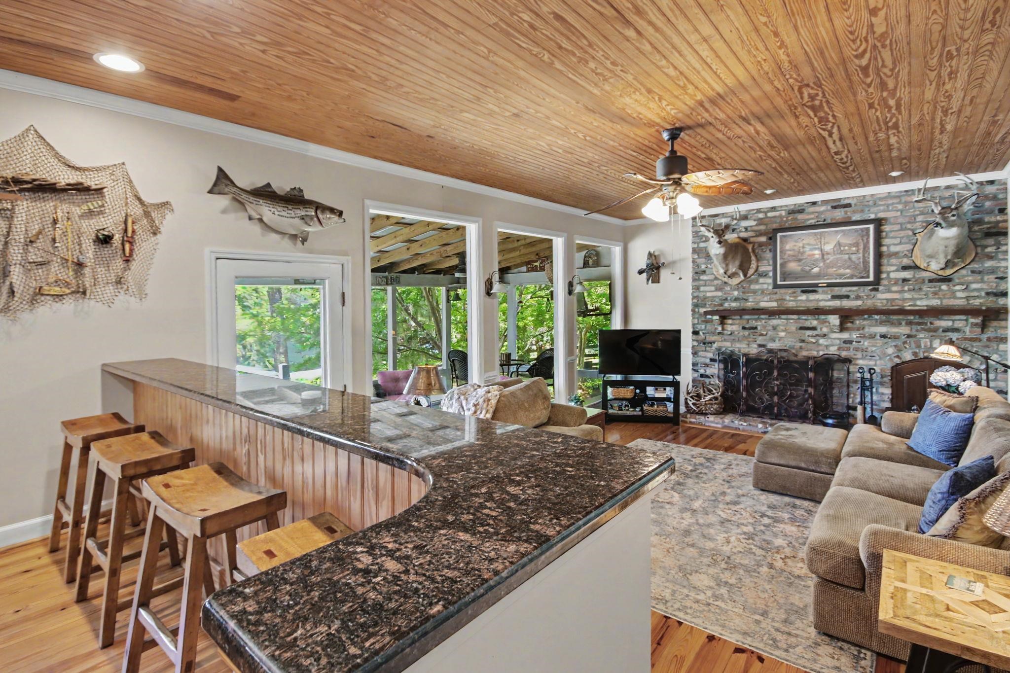 203 Cree Trail