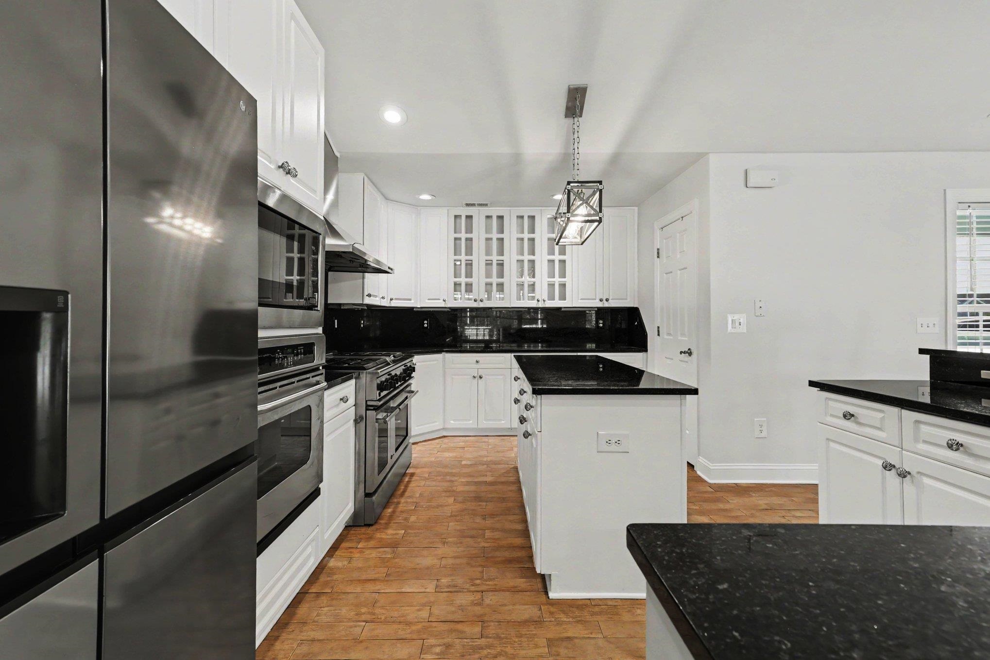 3673 Kingsley Dr.