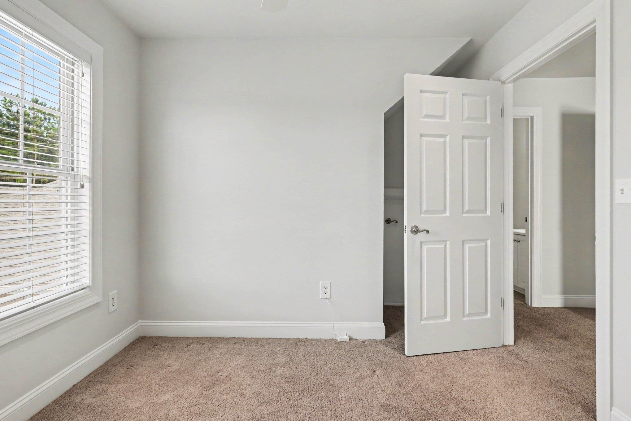 3673 Kingsley Dr.