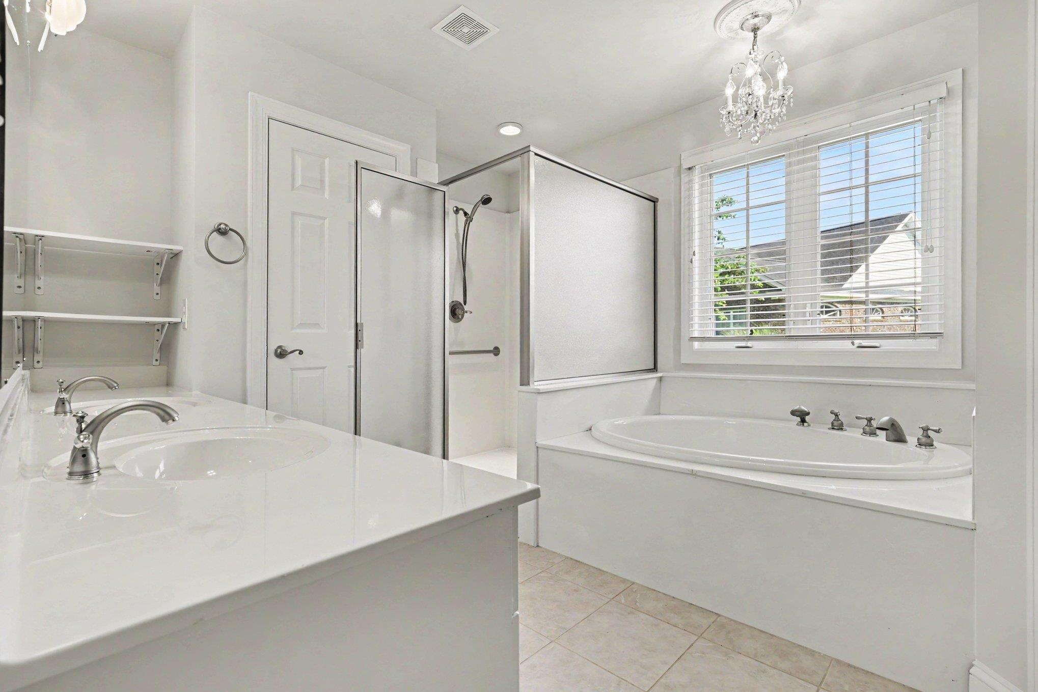 3673 Kingsley Dr.