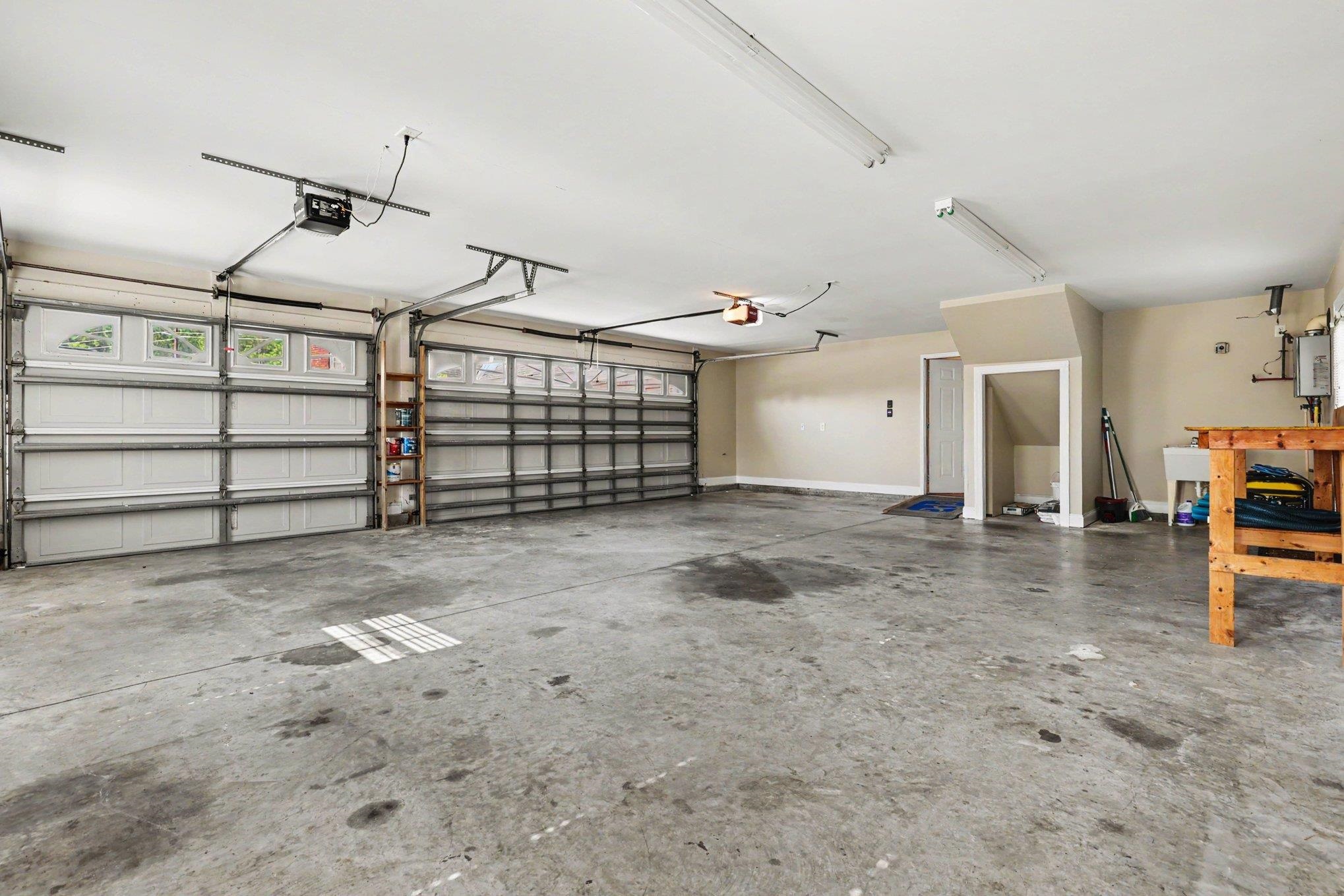 3673 Kingsley Dr.