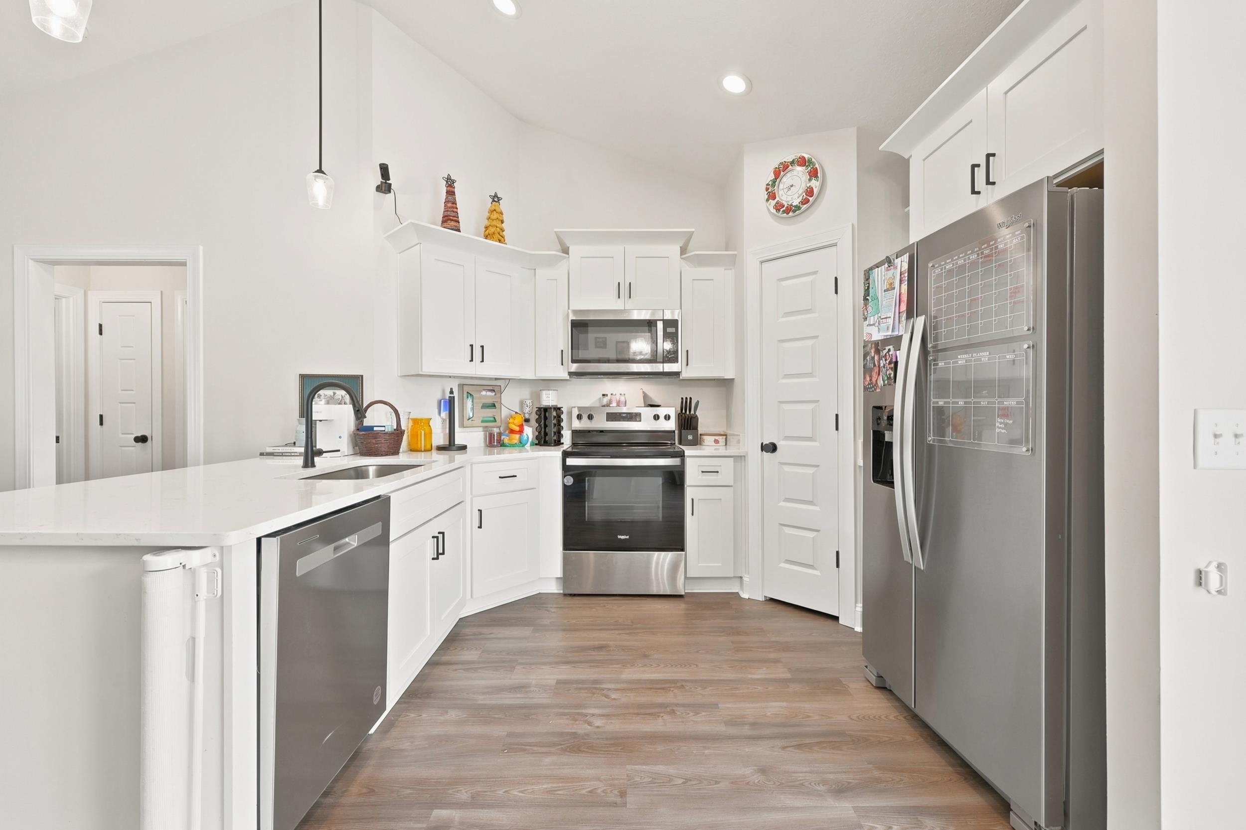 2581 Cottonwood Dr.