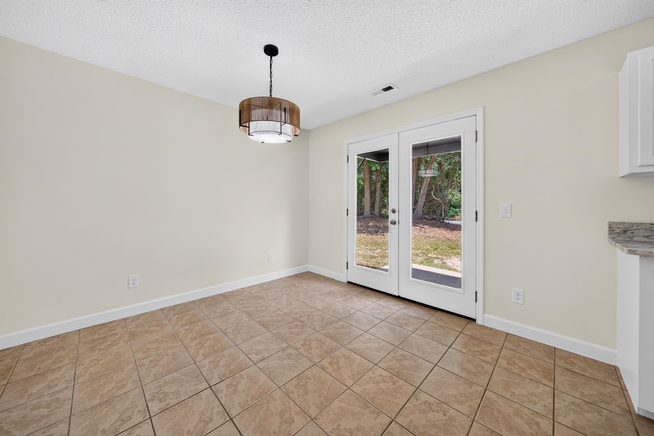 2212 South Island Rd.