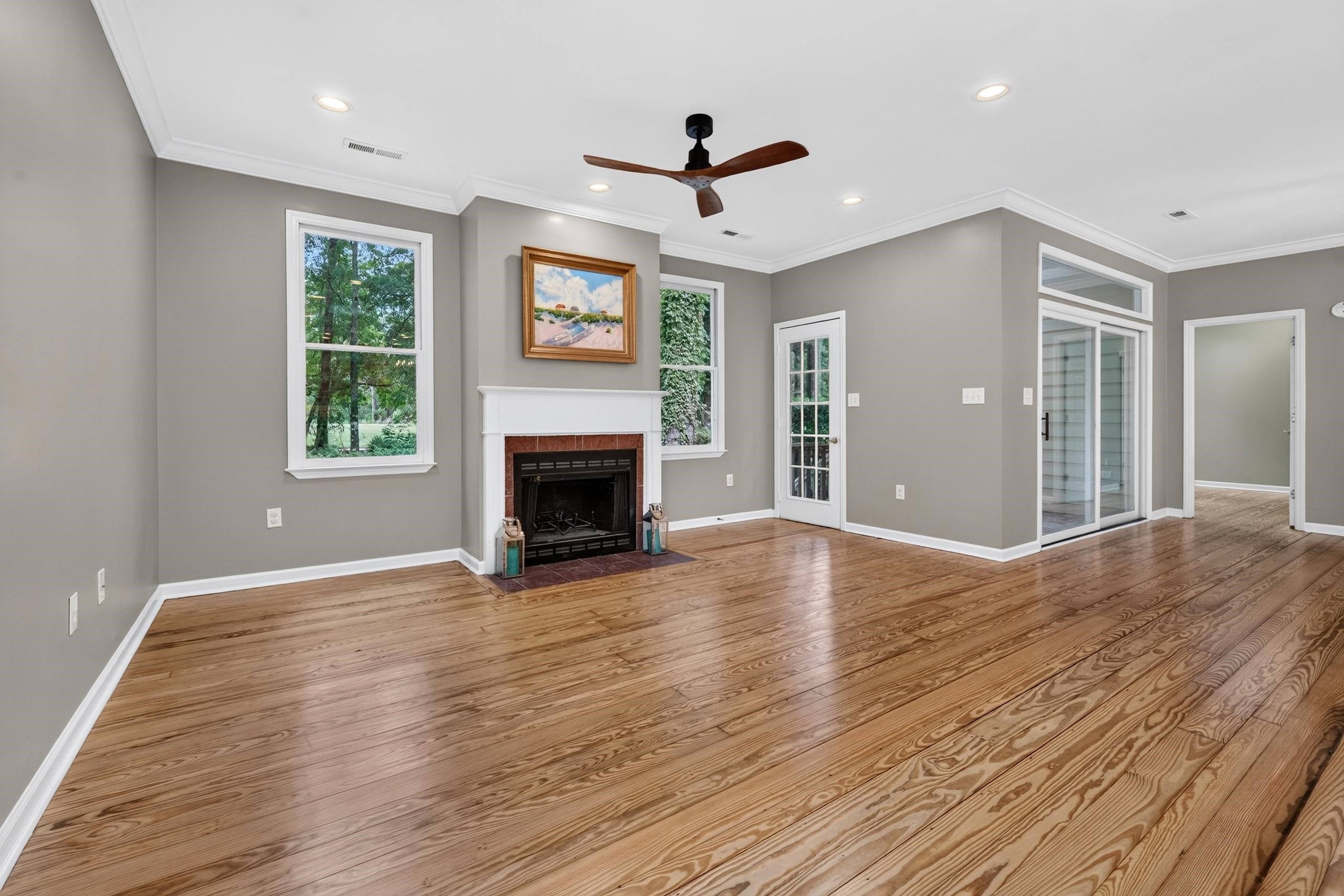 41 Redwing Ct.