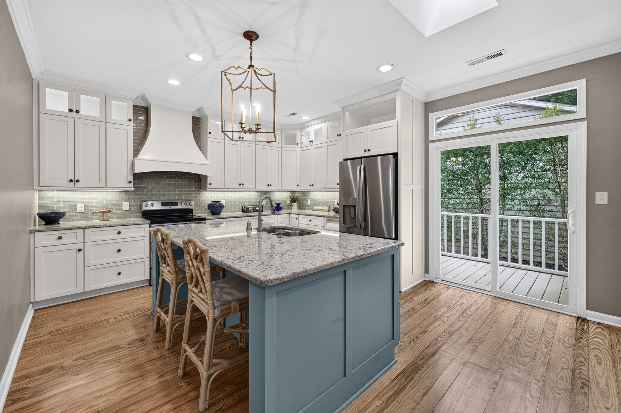 41 Redwing Ct.