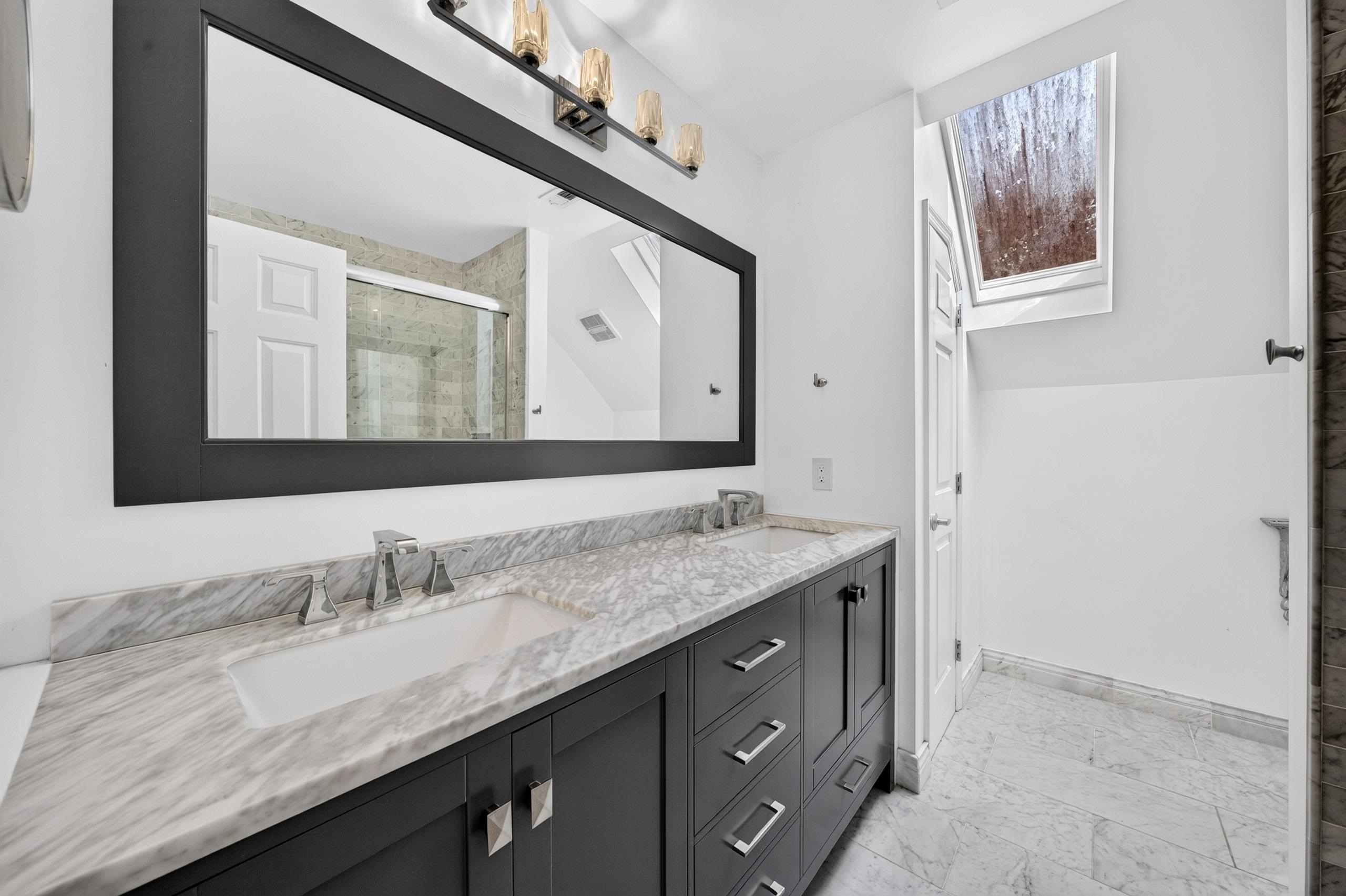 1220 Crooked Oak Dr.