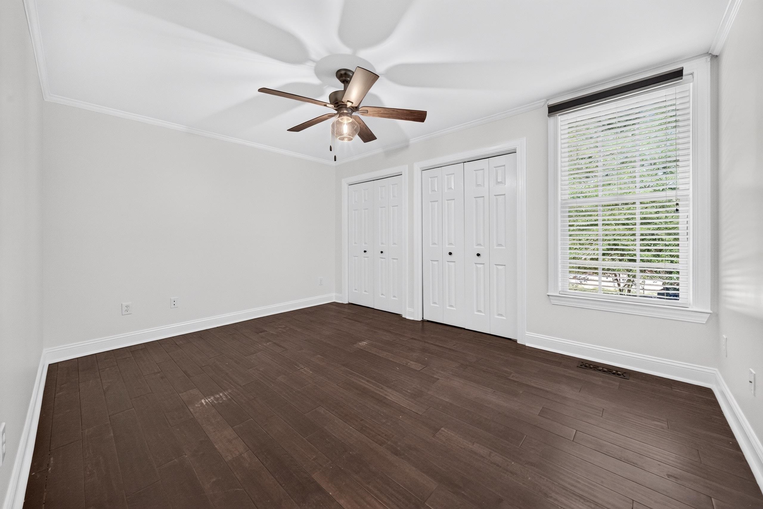1220 Crooked Oak Dr.