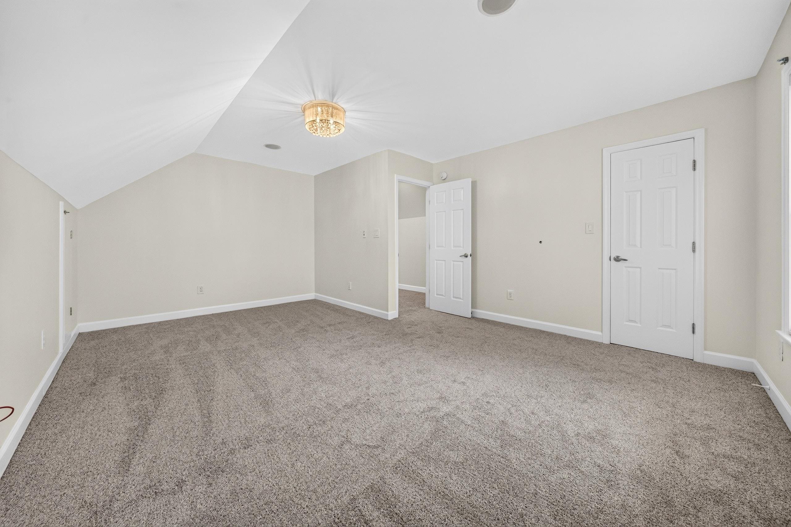 1220 Crooked Oak Dr.