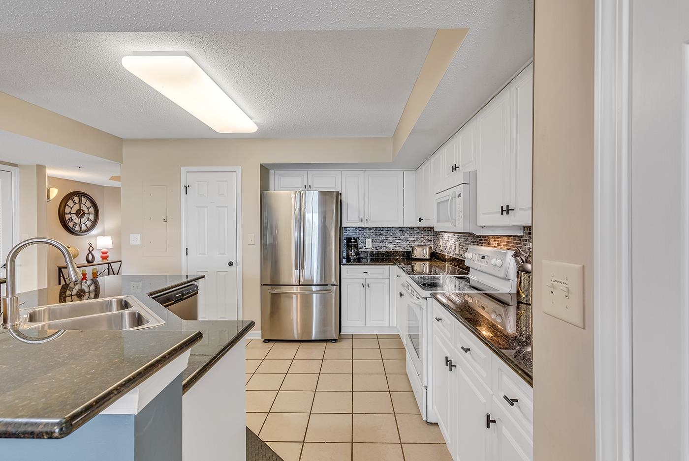 2151 Bridge View Ct. Unit: 2-202