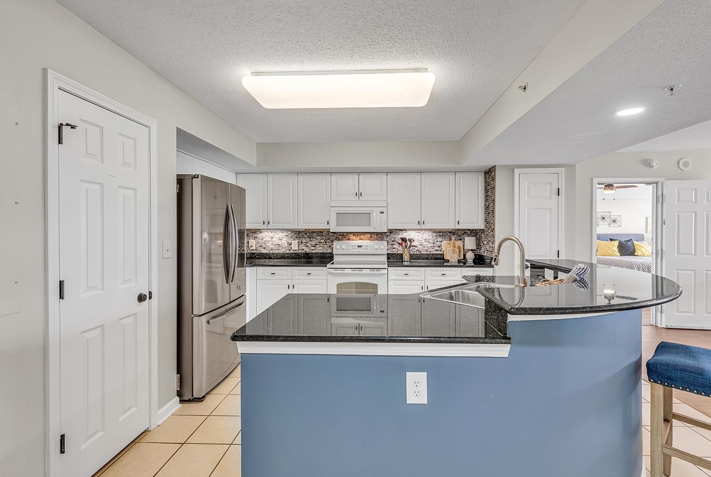 2151 Bridge View Ct. Unit: 2-202