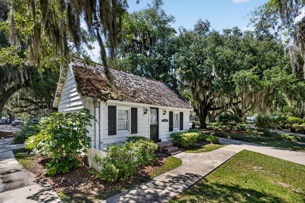 146 Robert Conway Ct.