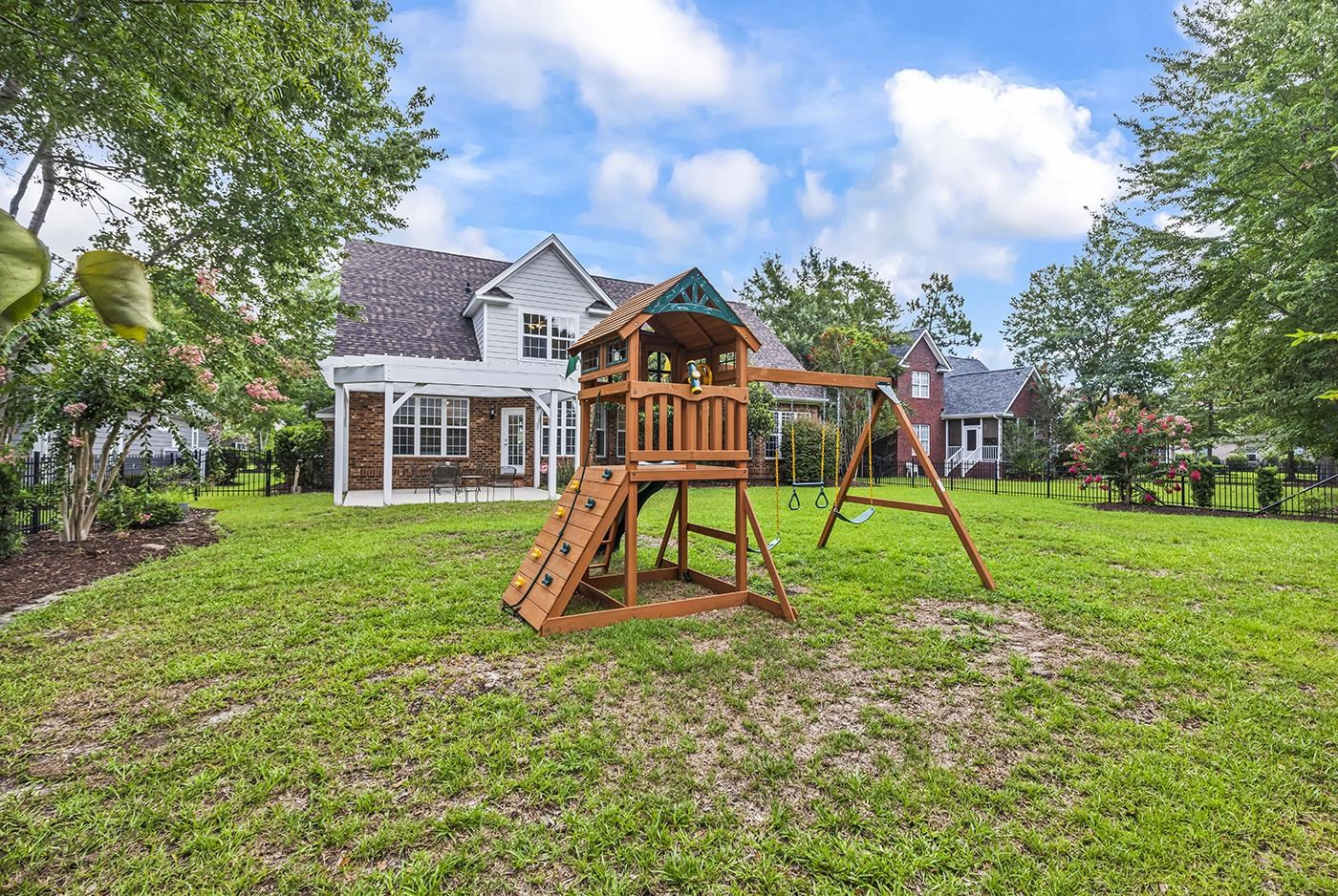 261 Chamberlin Rd.