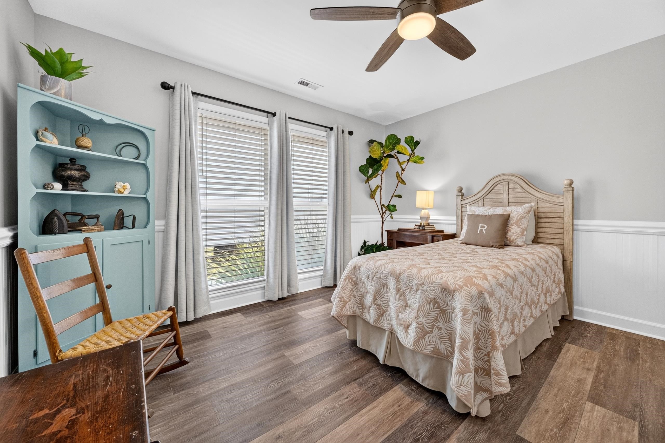 855 S Waccamaw Dr.