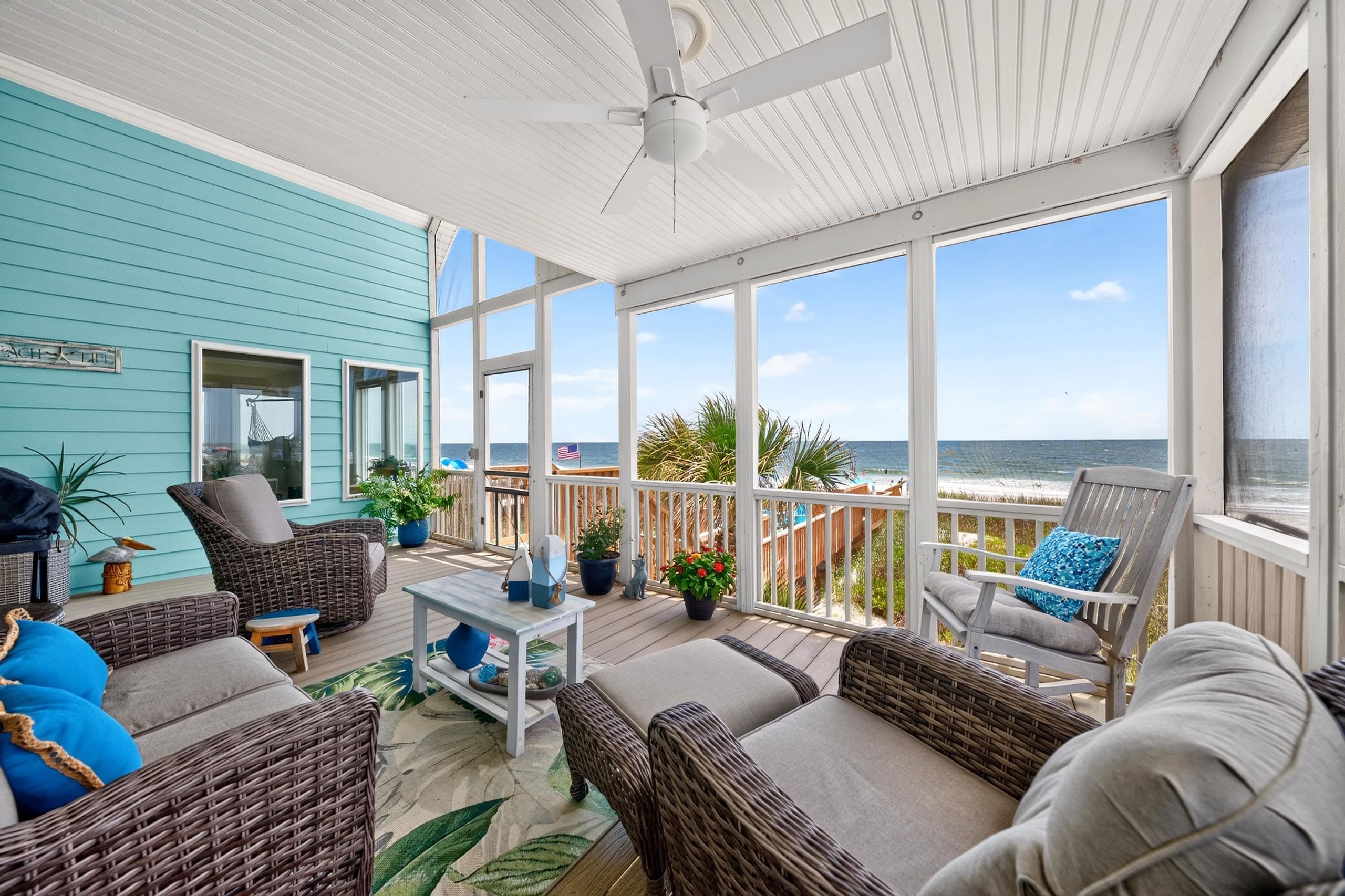 855 S Waccamaw Dr.