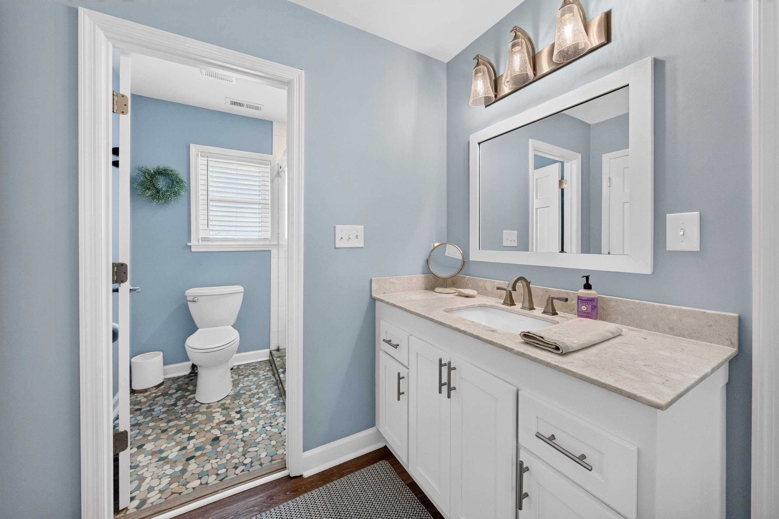 855 S Waccamaw Dr.