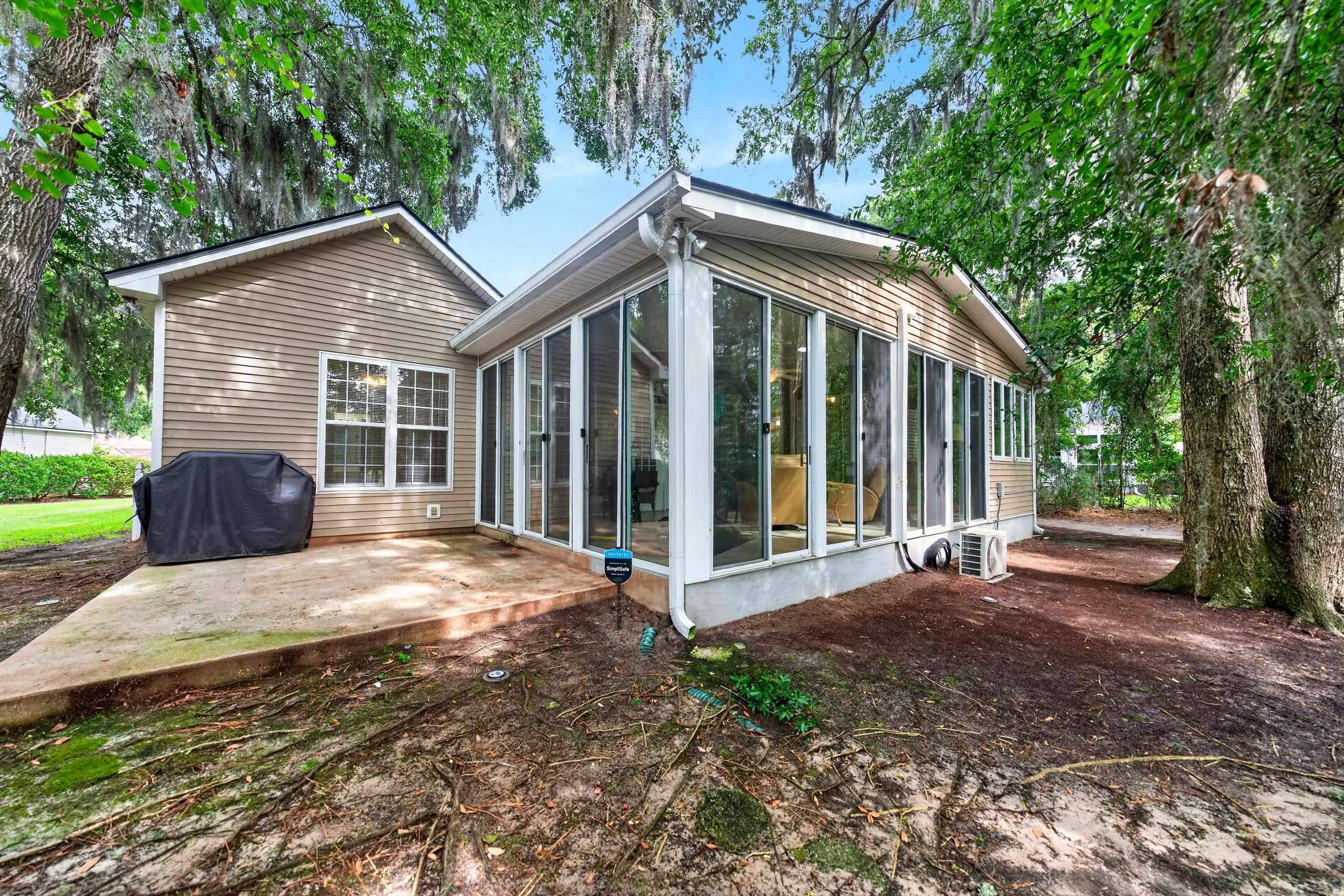 48 Alexander Glennie Dr.