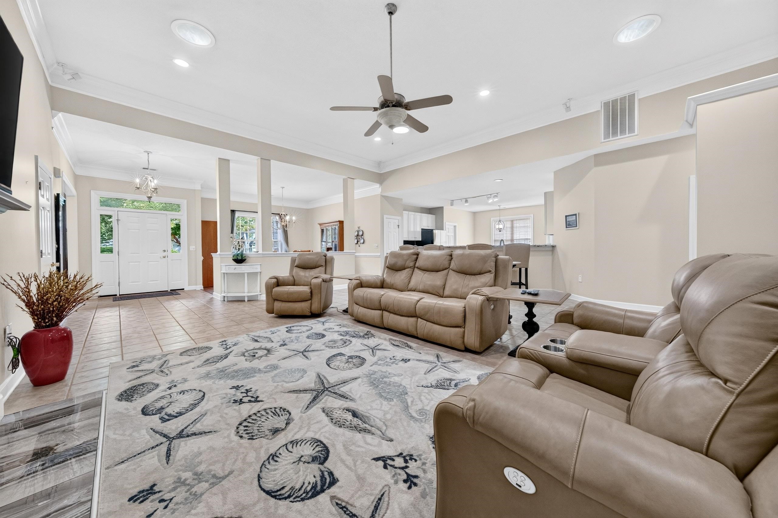 48 Alexander Glennie Dr.