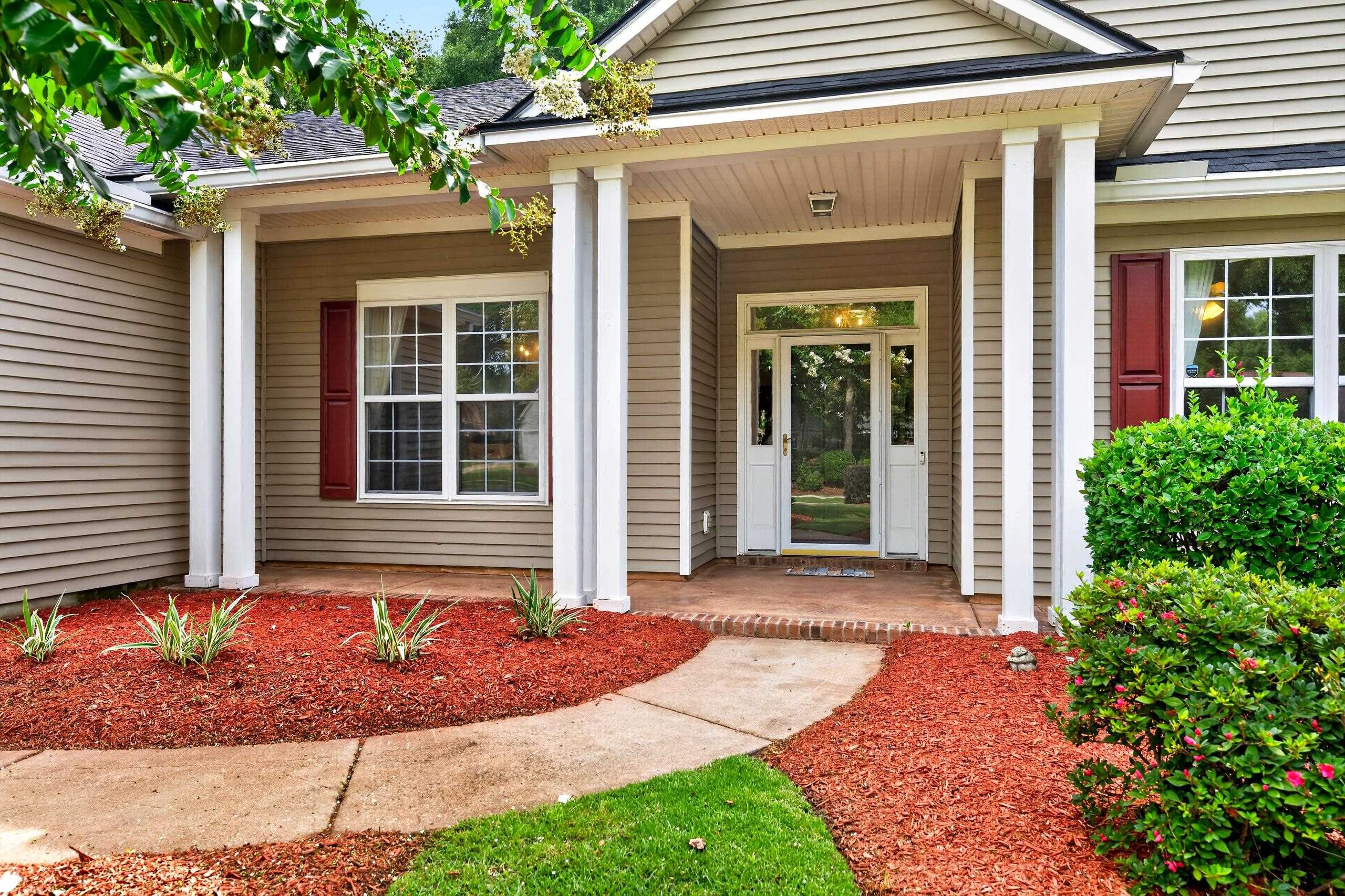 48 Alexander Glennie Dr.