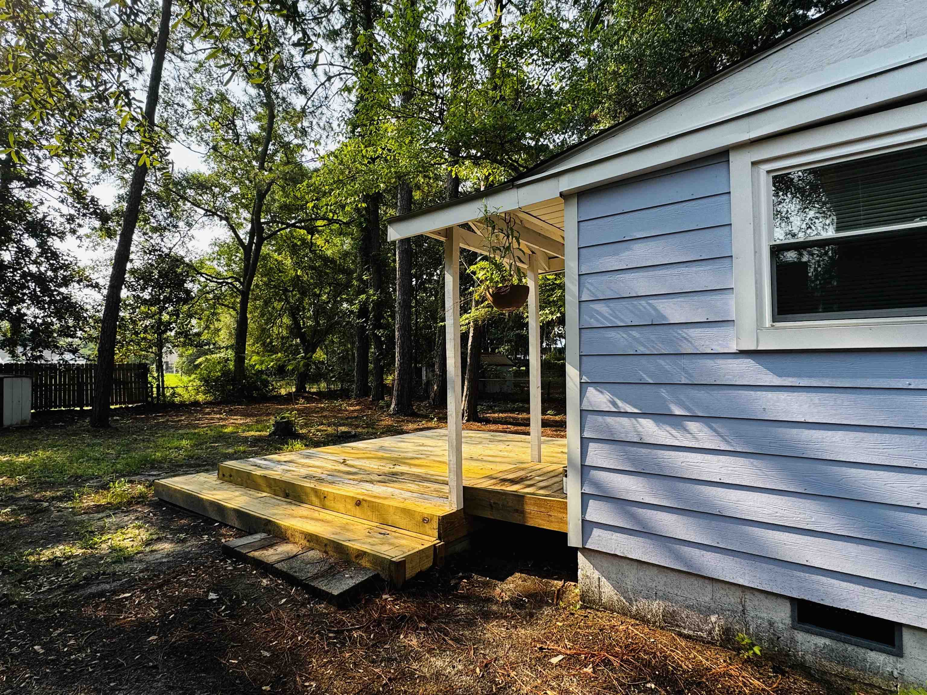 2407 South Island Rd.