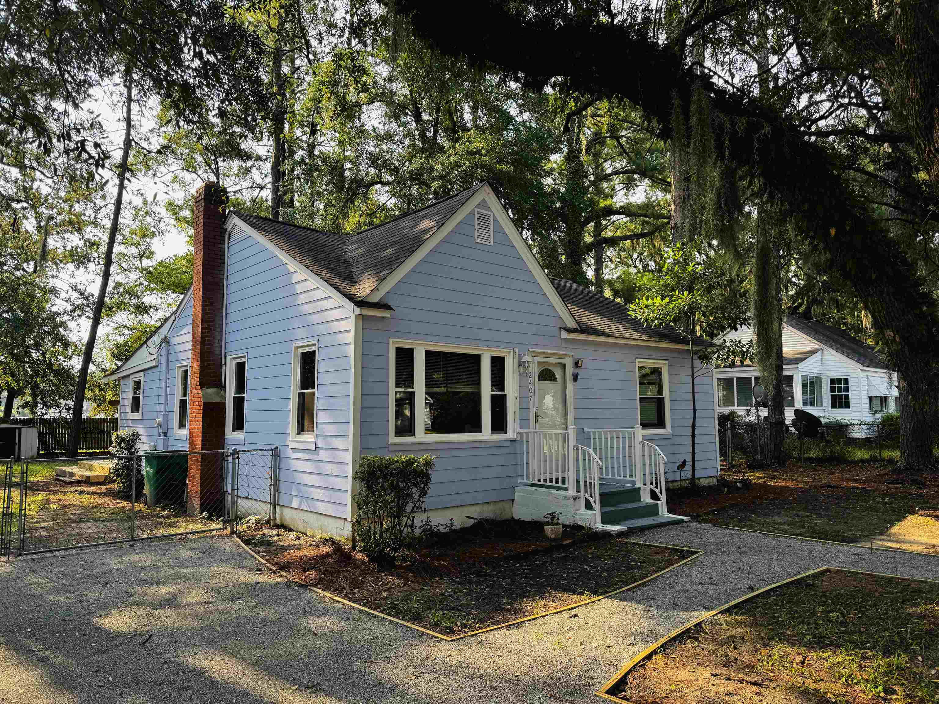 2407 South Island Rd.