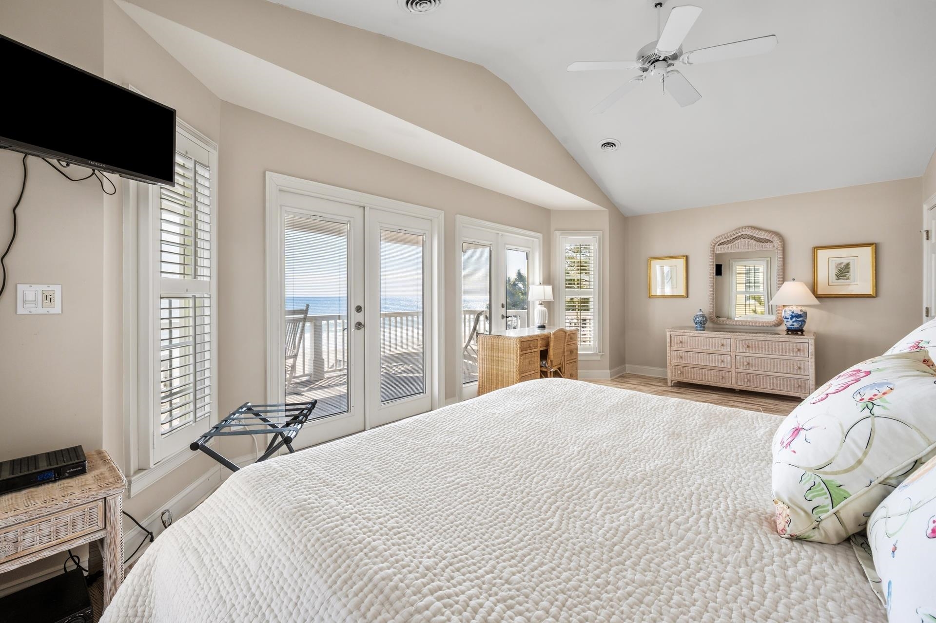 324 Sea Oats Circle