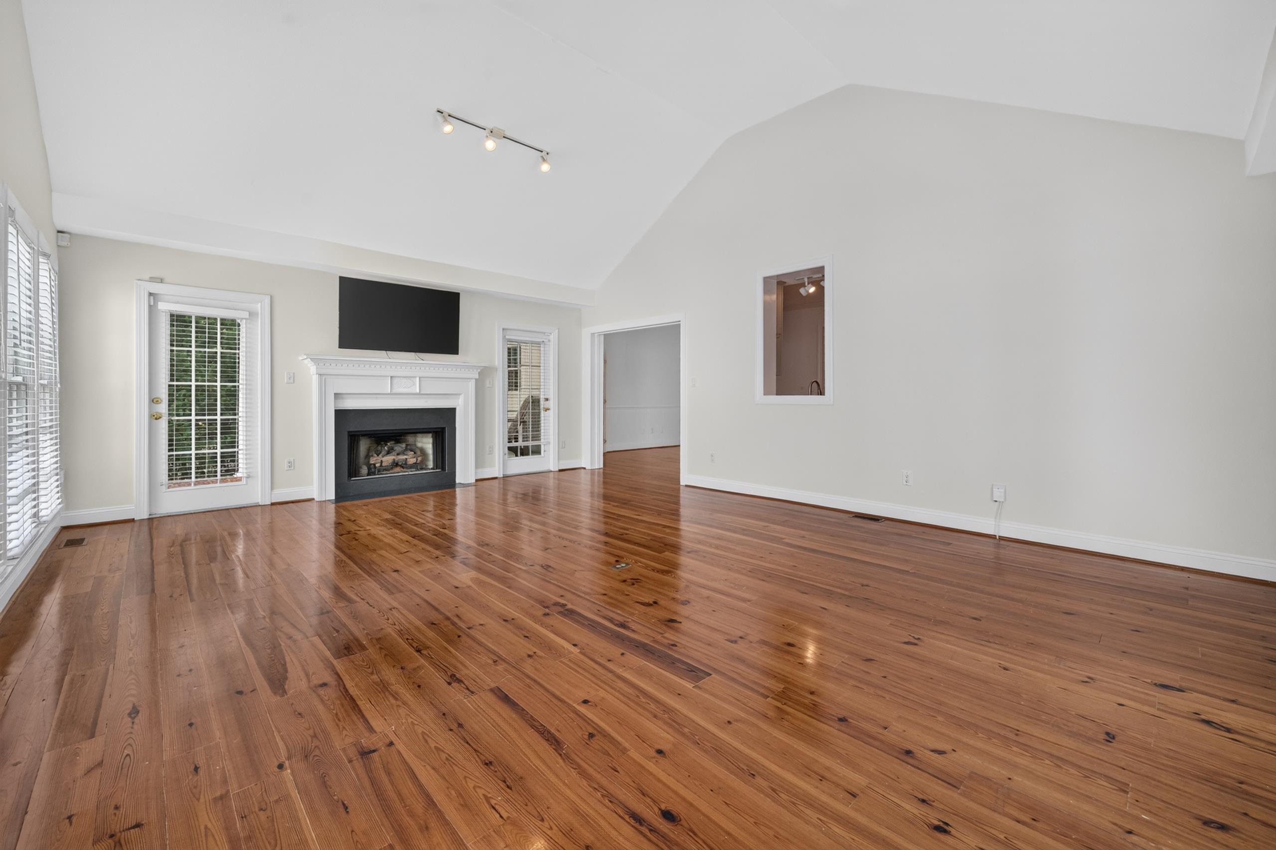 1647 Old Town Ave.
