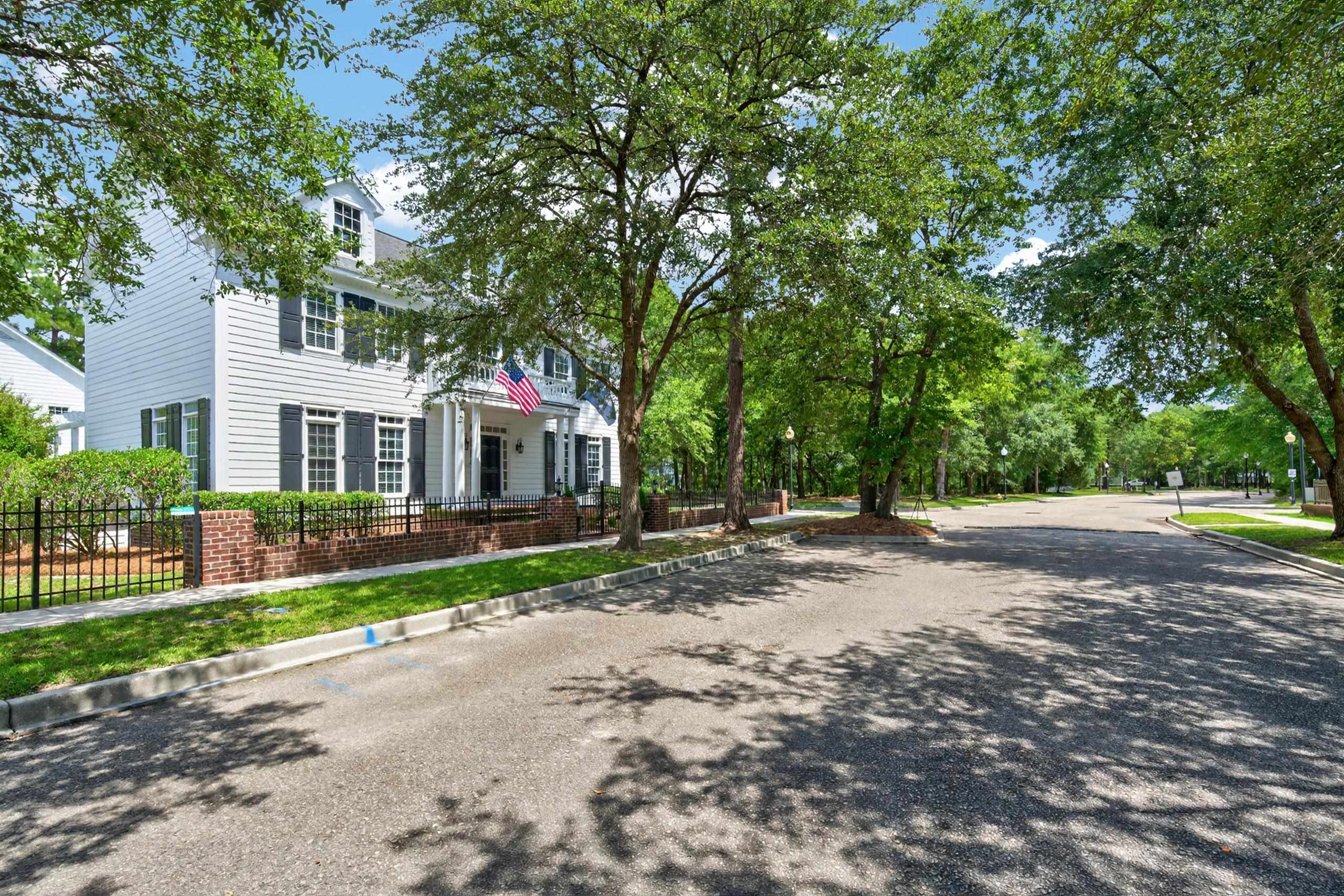 1647 Old Town Ave.
