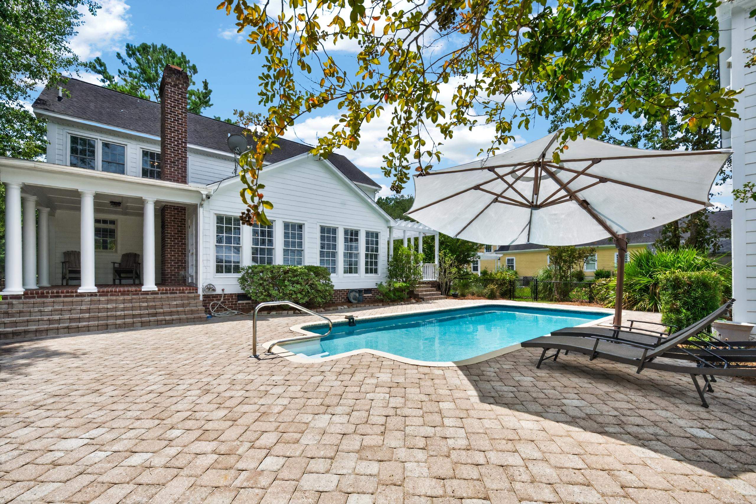 1647 Old Town Ave.