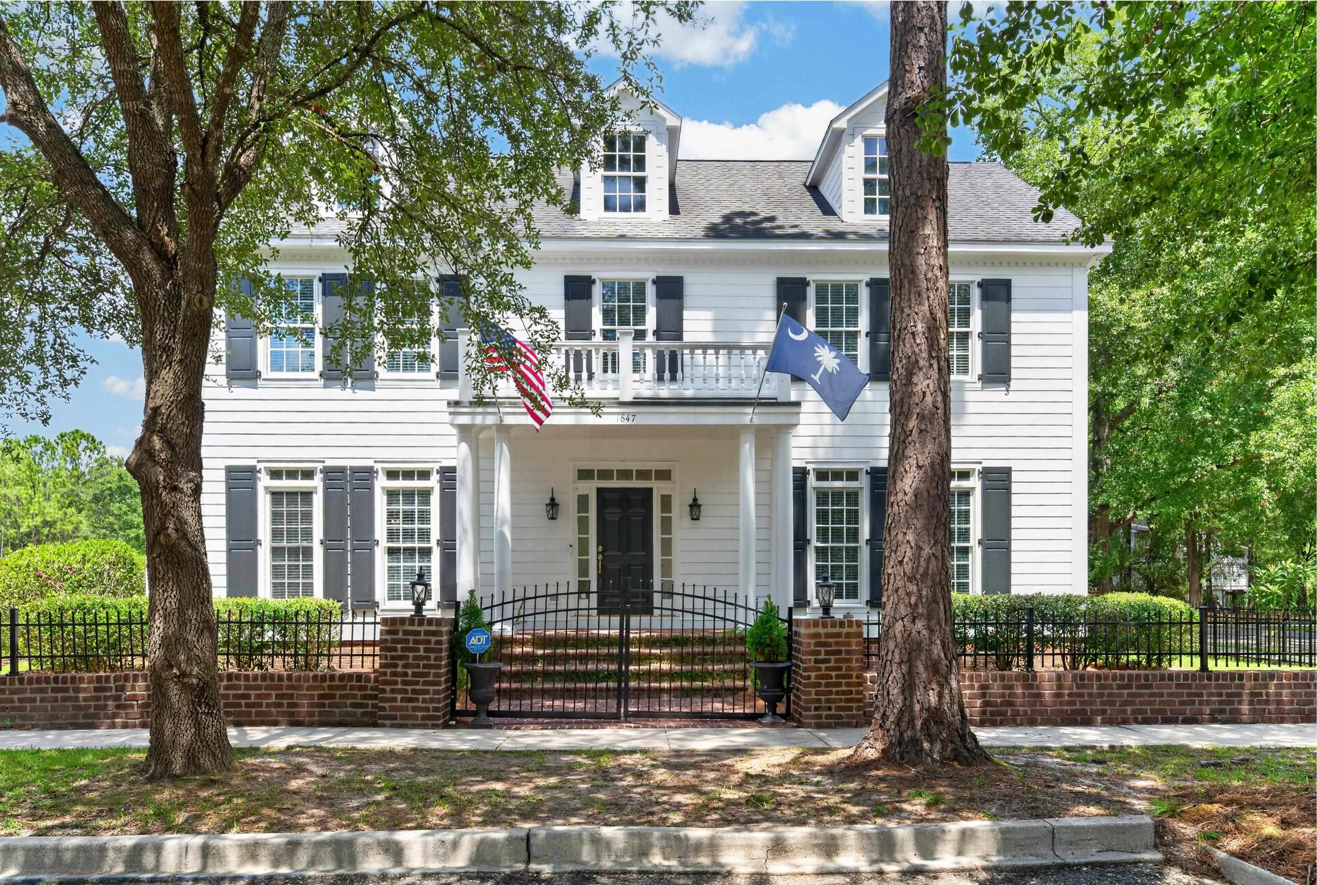 1647 Old Town Ave.