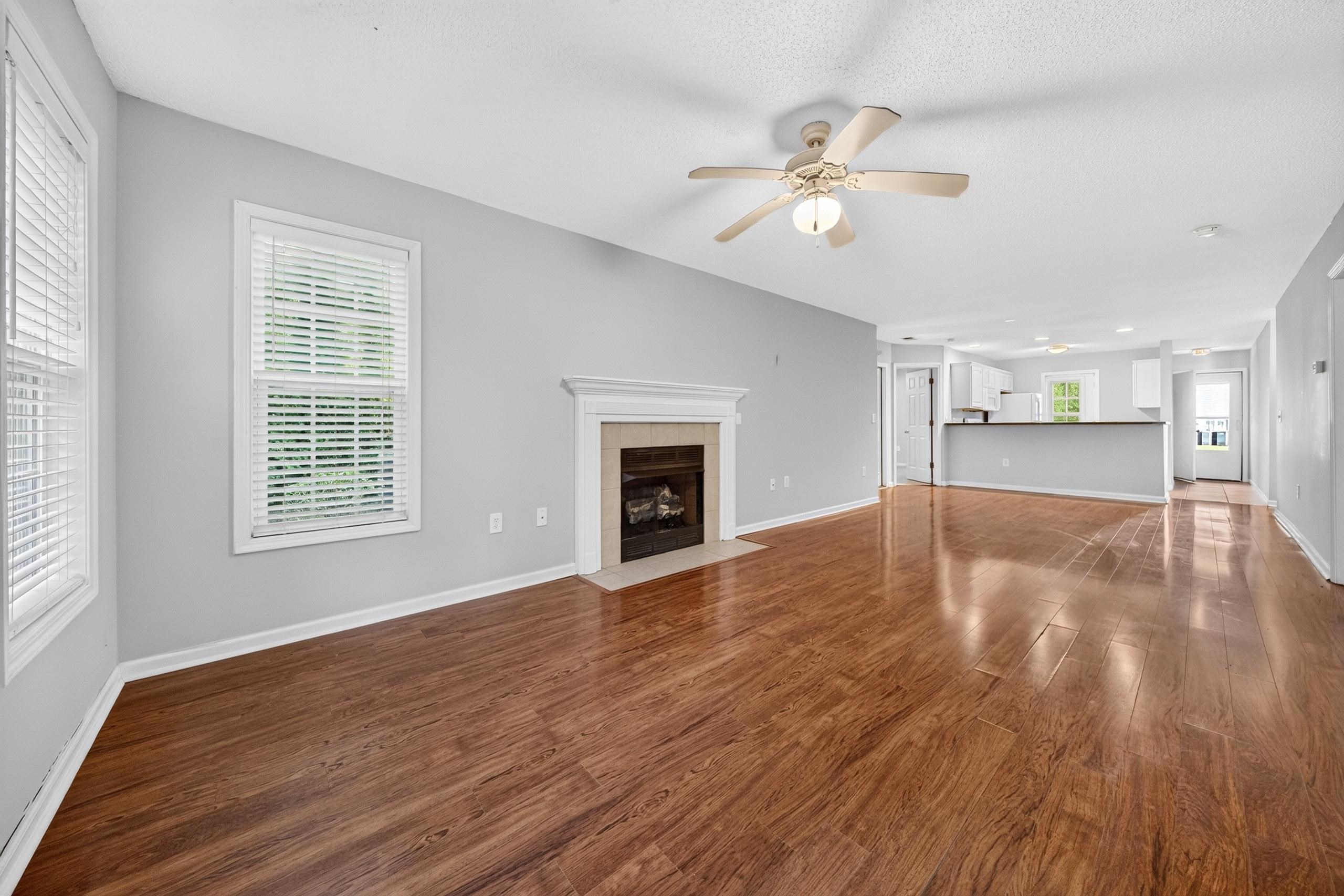 245 Egret Run Unit: 1014