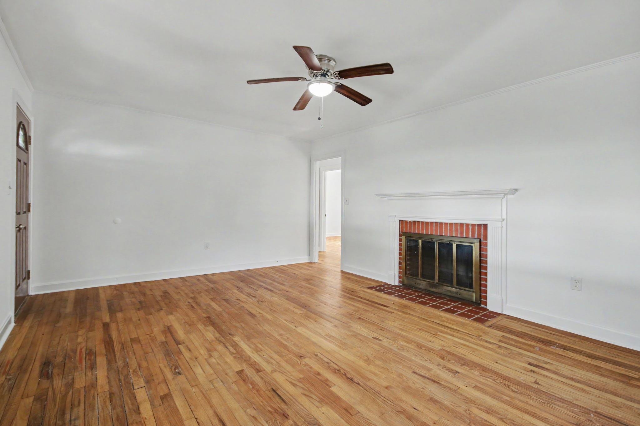 1916 Calhoun Dr.