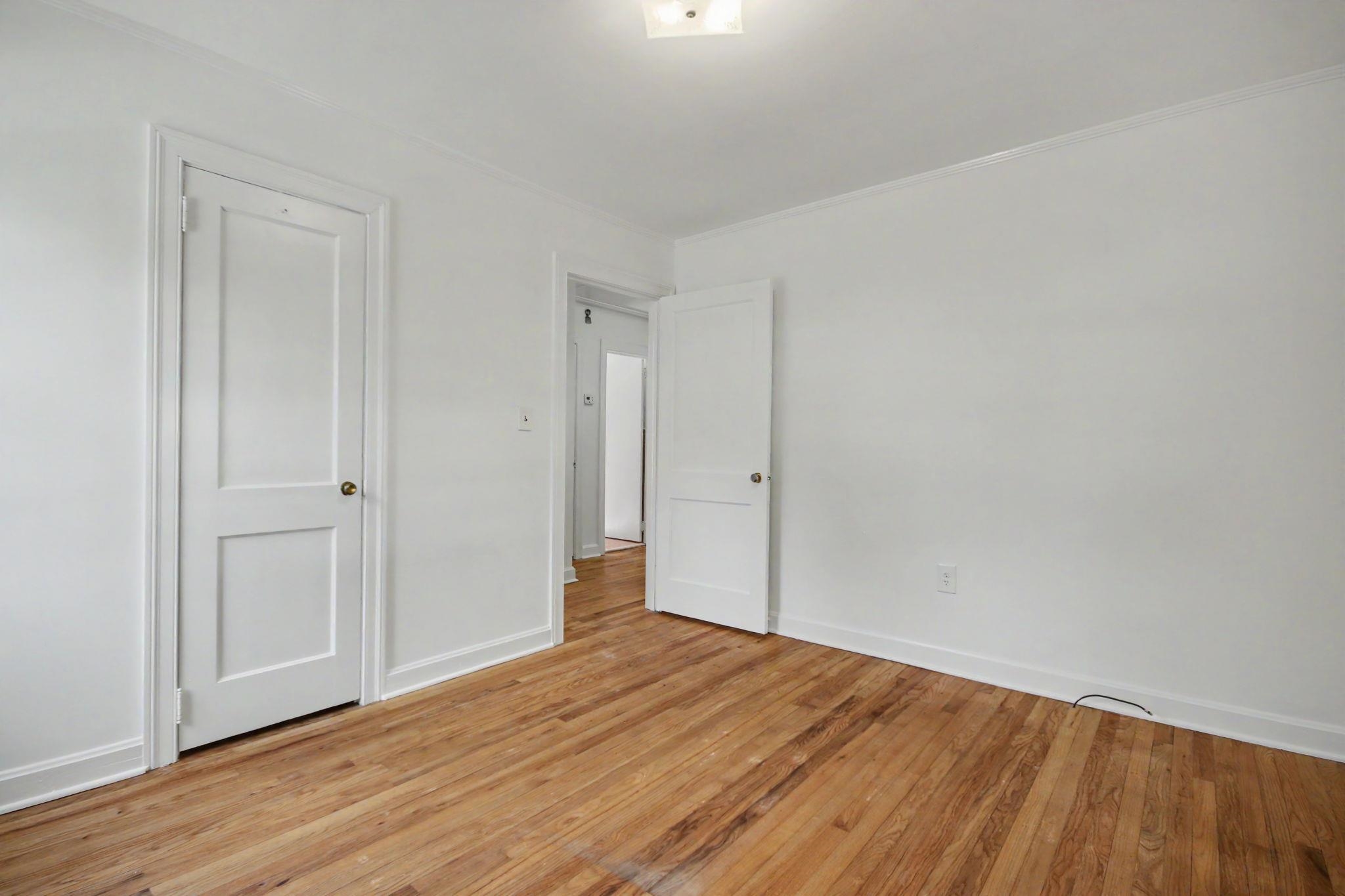 1916 Calhoun Dr.