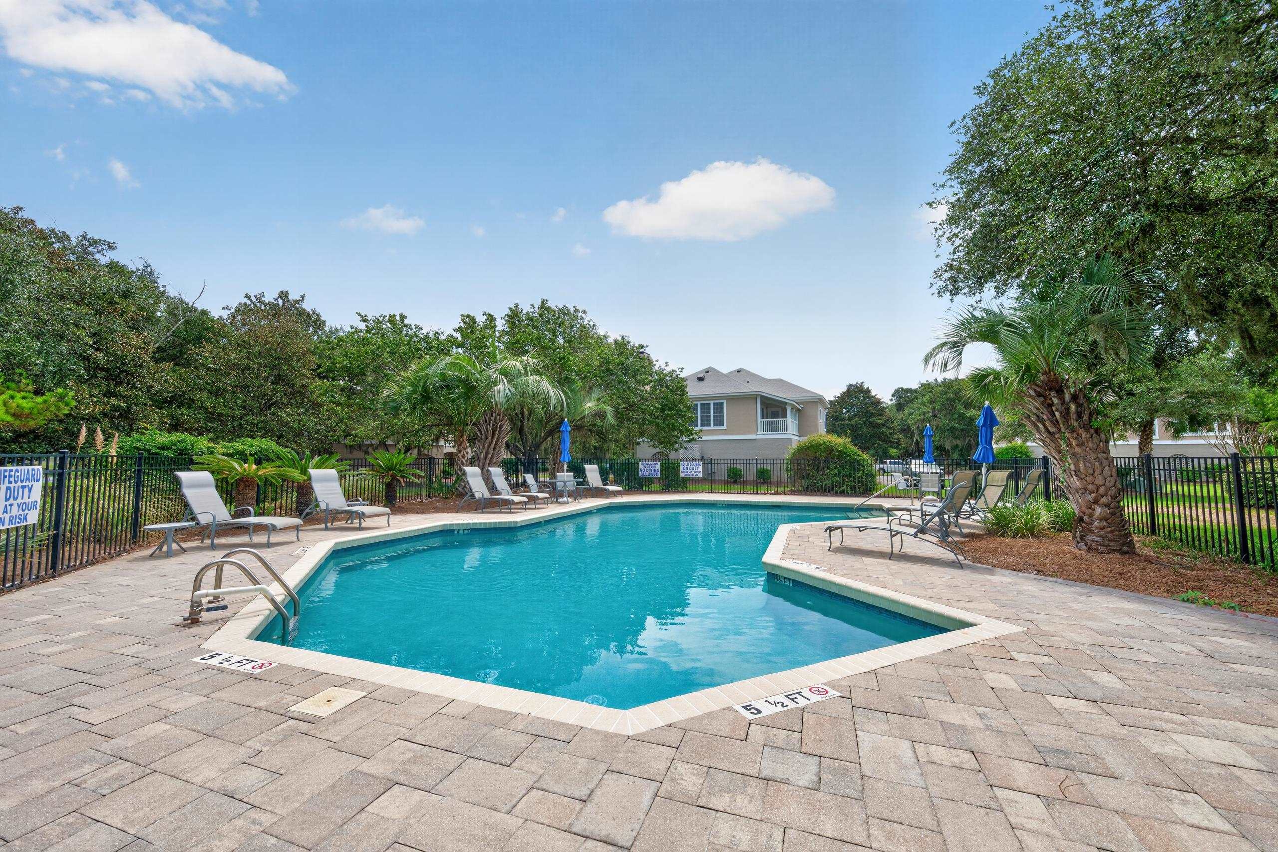 737 Bonnyneck Dr. Unit: 26